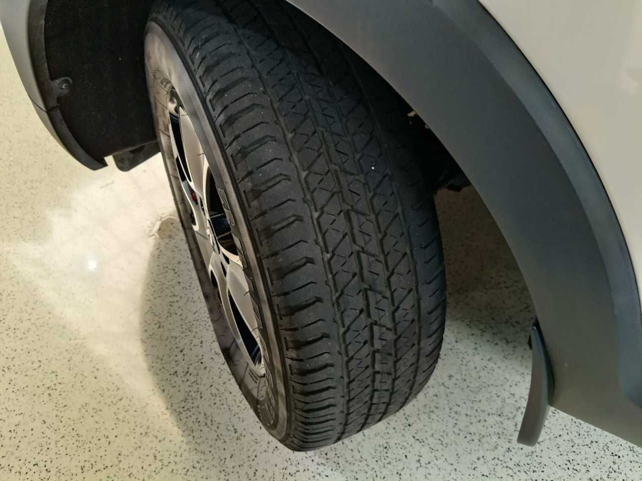 Car Image 17