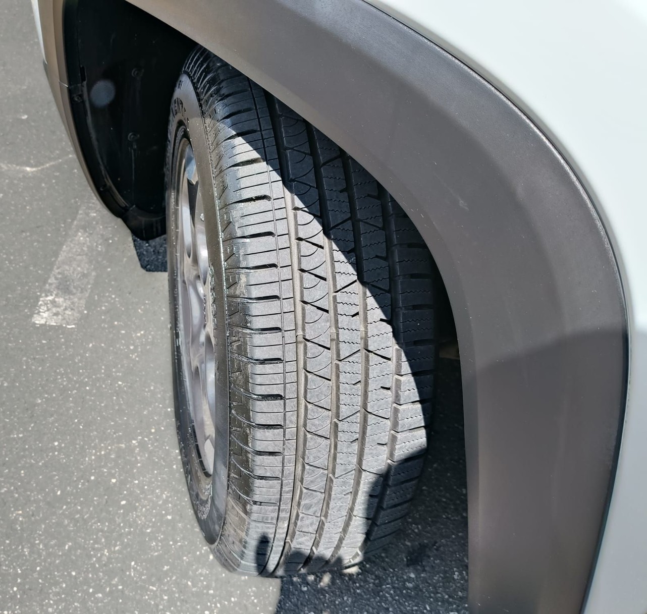 Car Image 18
