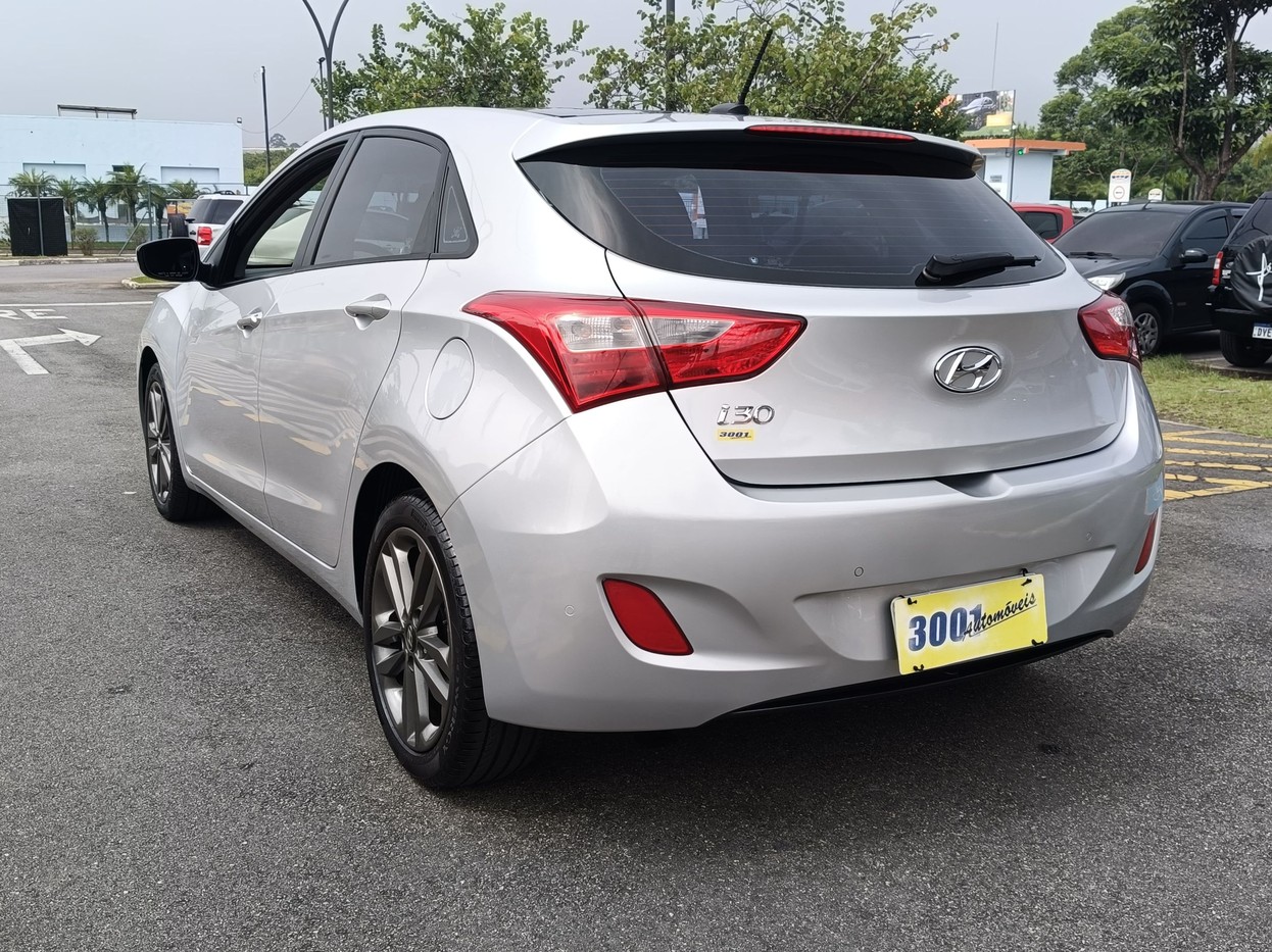Car Image 8