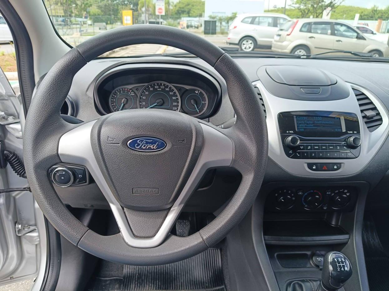 Car Image 13