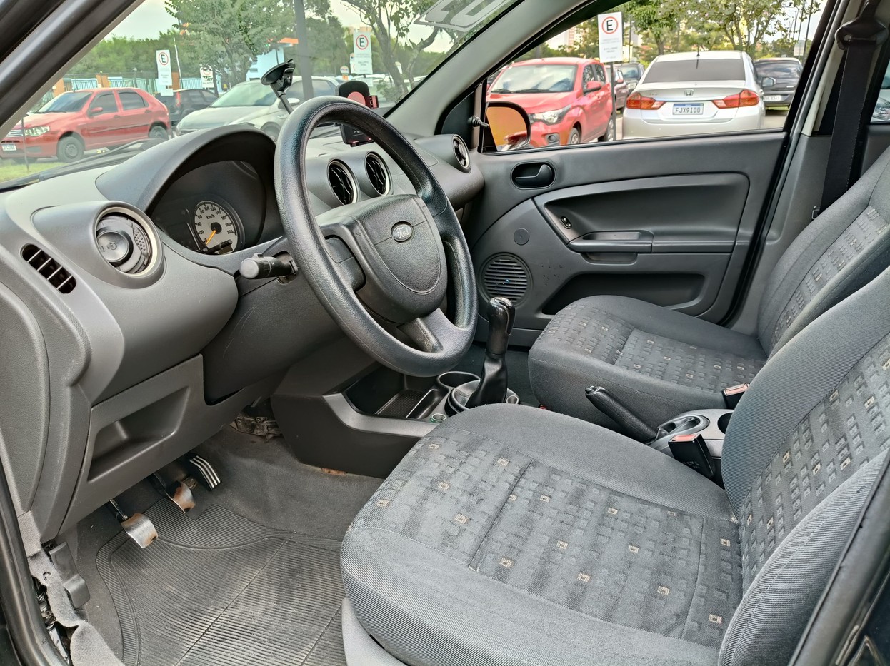 Car Image 11