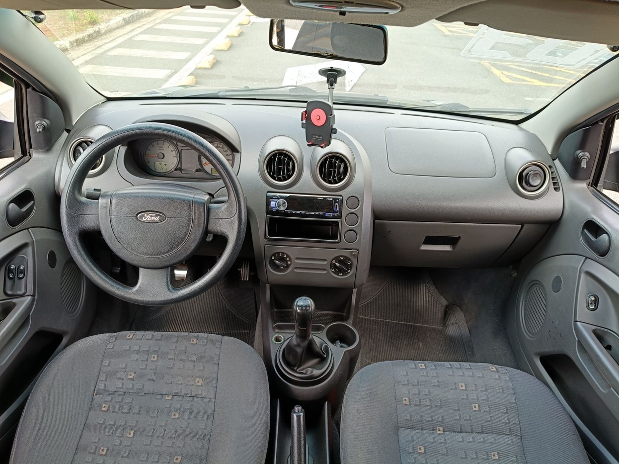 Car Image 10
