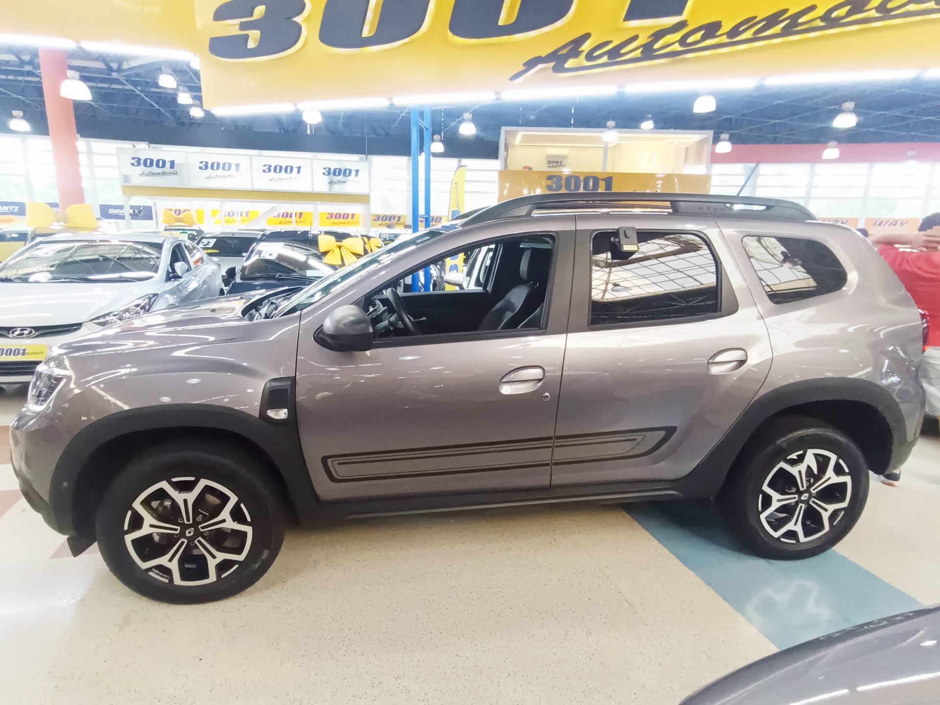 RENAULT DUSTER