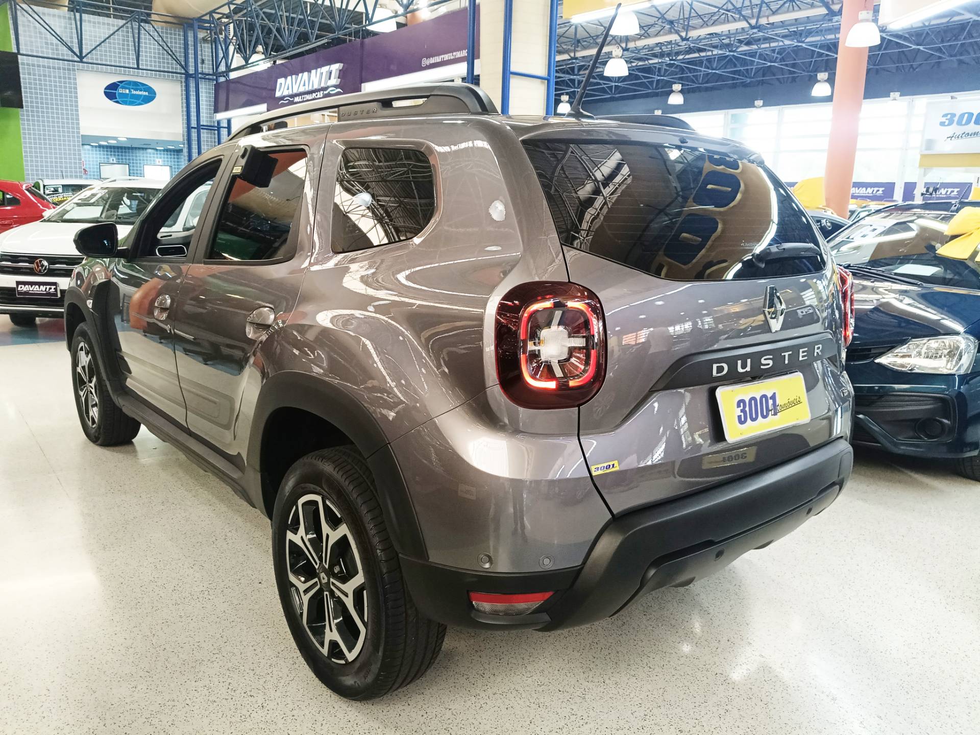 RENAULT DUSTER