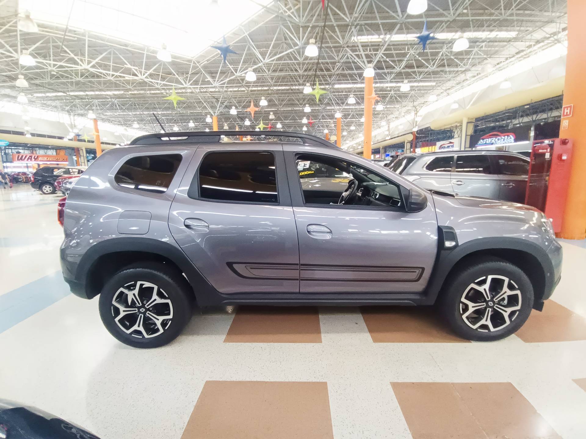 RENAULT DUSTER