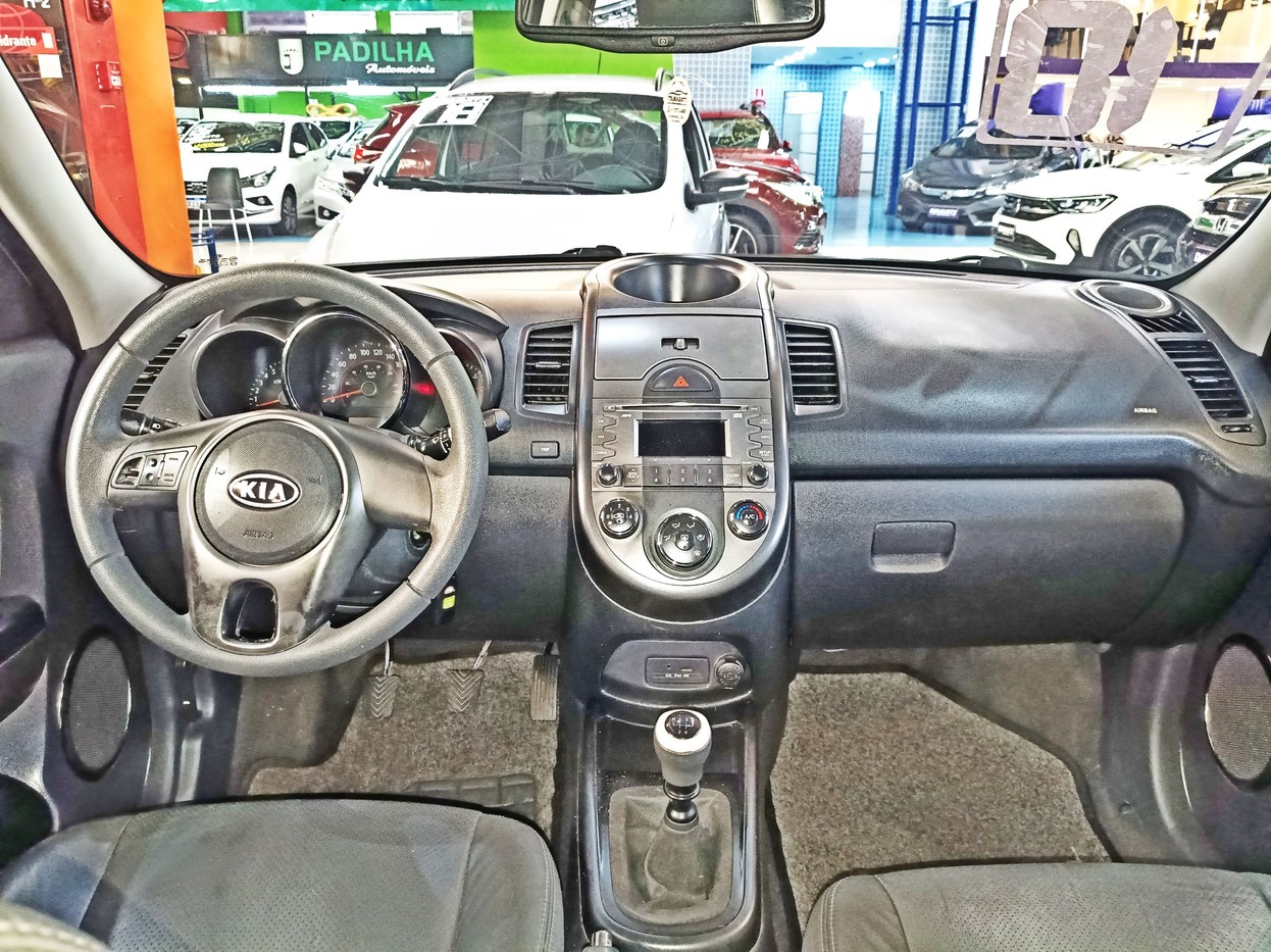 KIA SOUL