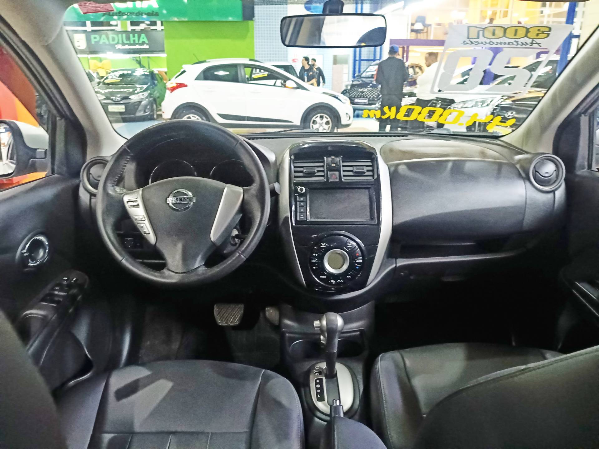 NISSAN VERSA