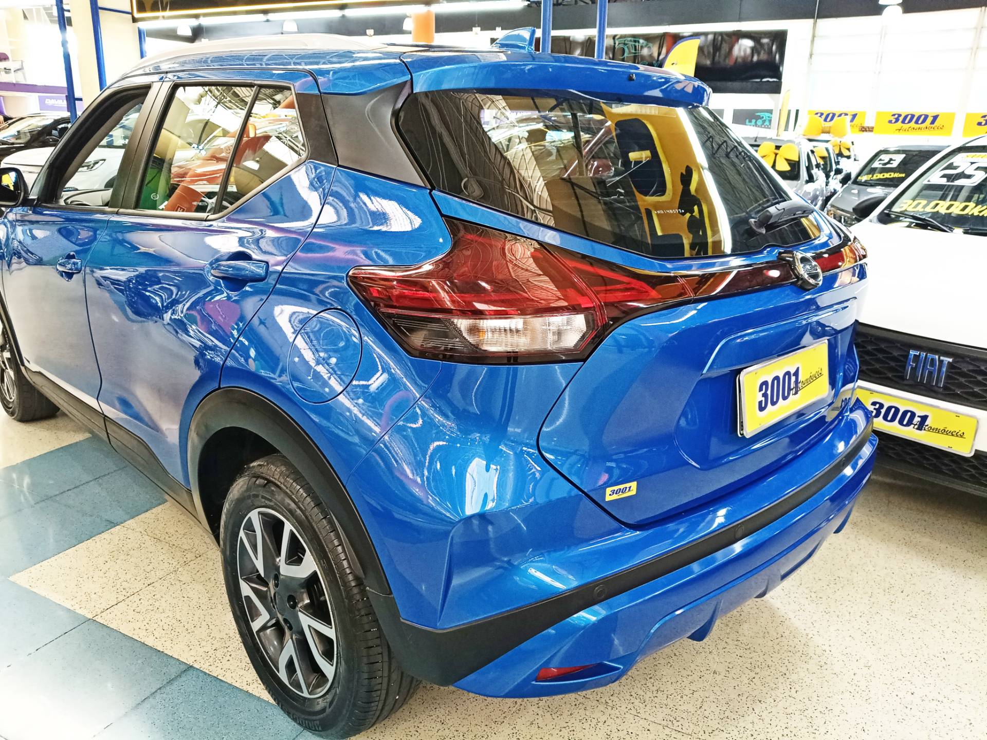 NISSAN KICKS