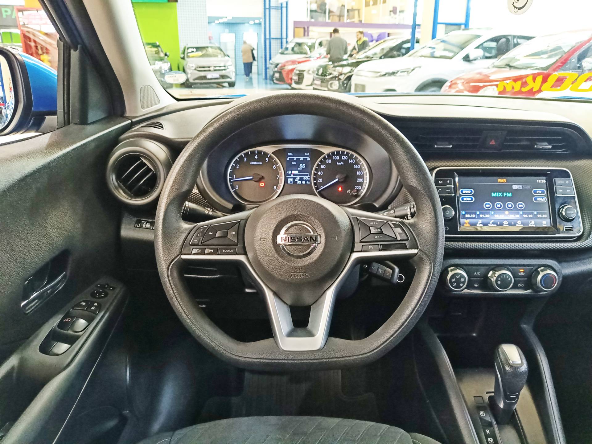 NISSAN KICKS