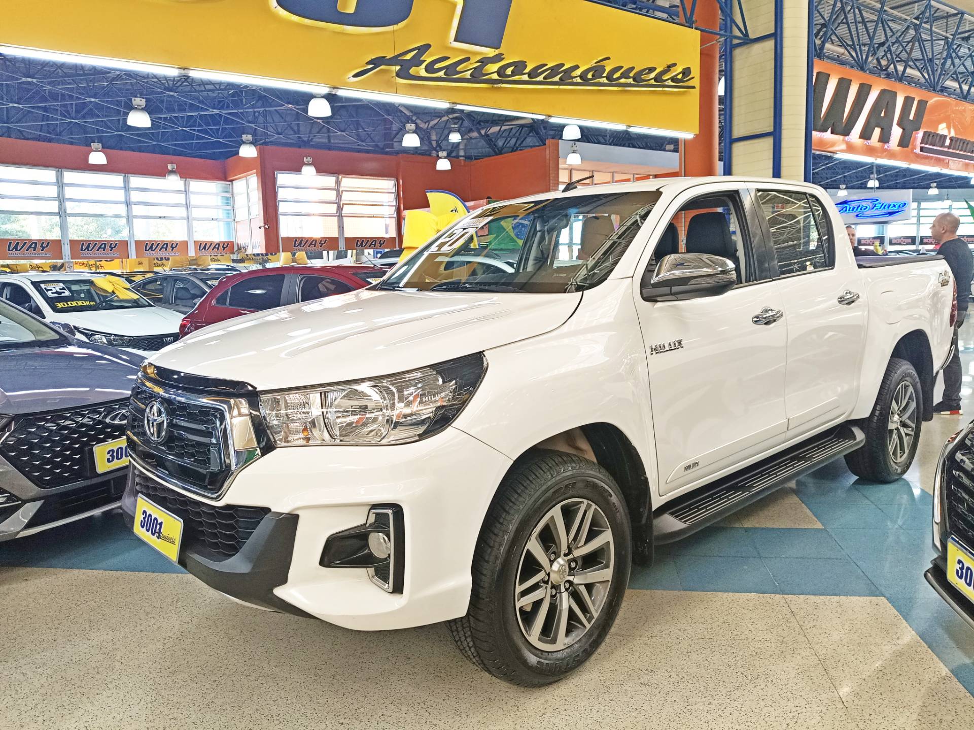TOYOTA HILUX