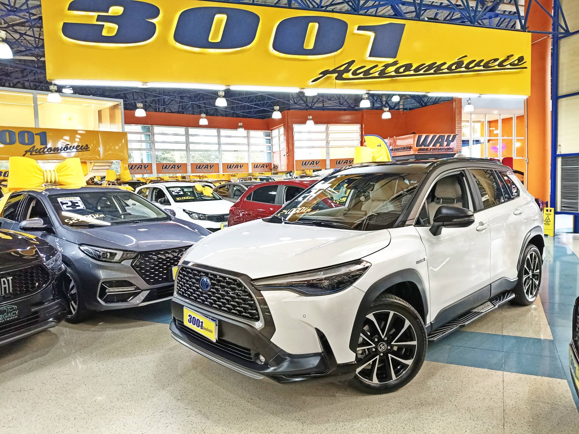 TOYOTA COROLLA CROSS