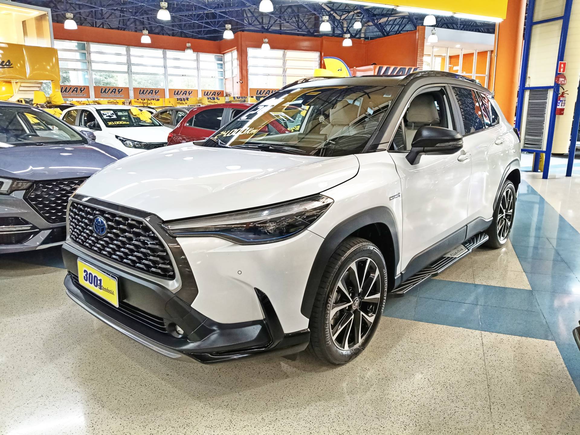 TOYOTA COROLLA CROSS