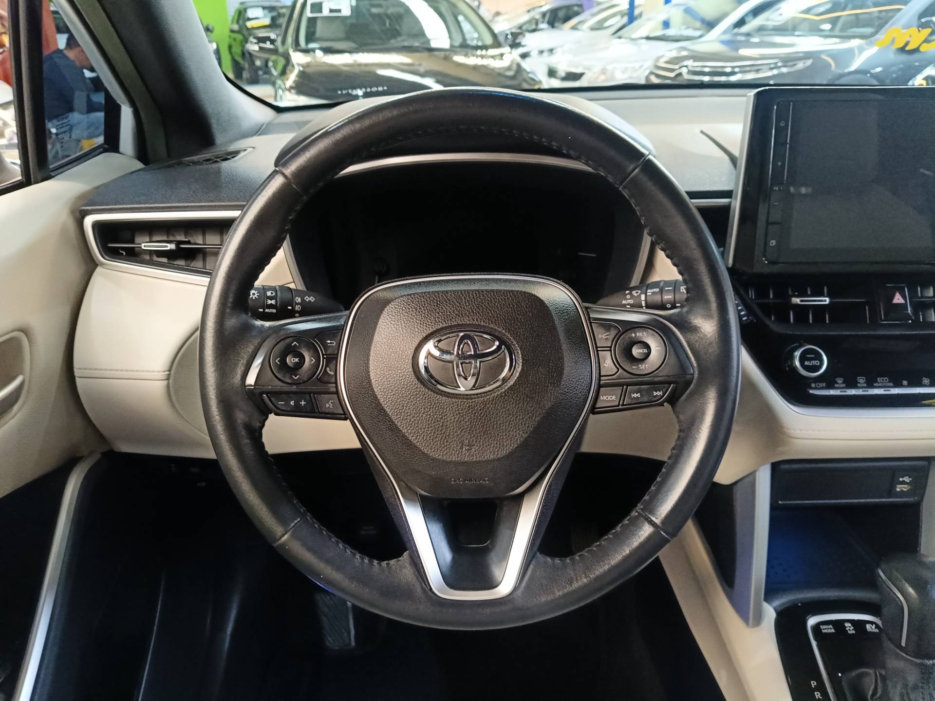 TOYOTA COROLLA CROSS