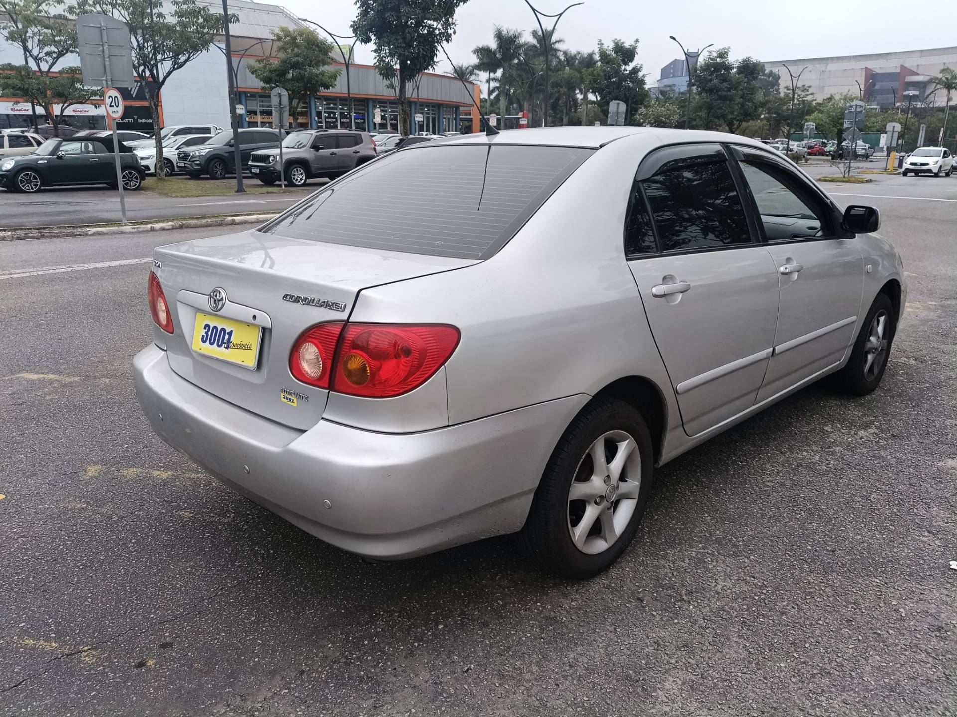 TOYOTA COROLLA