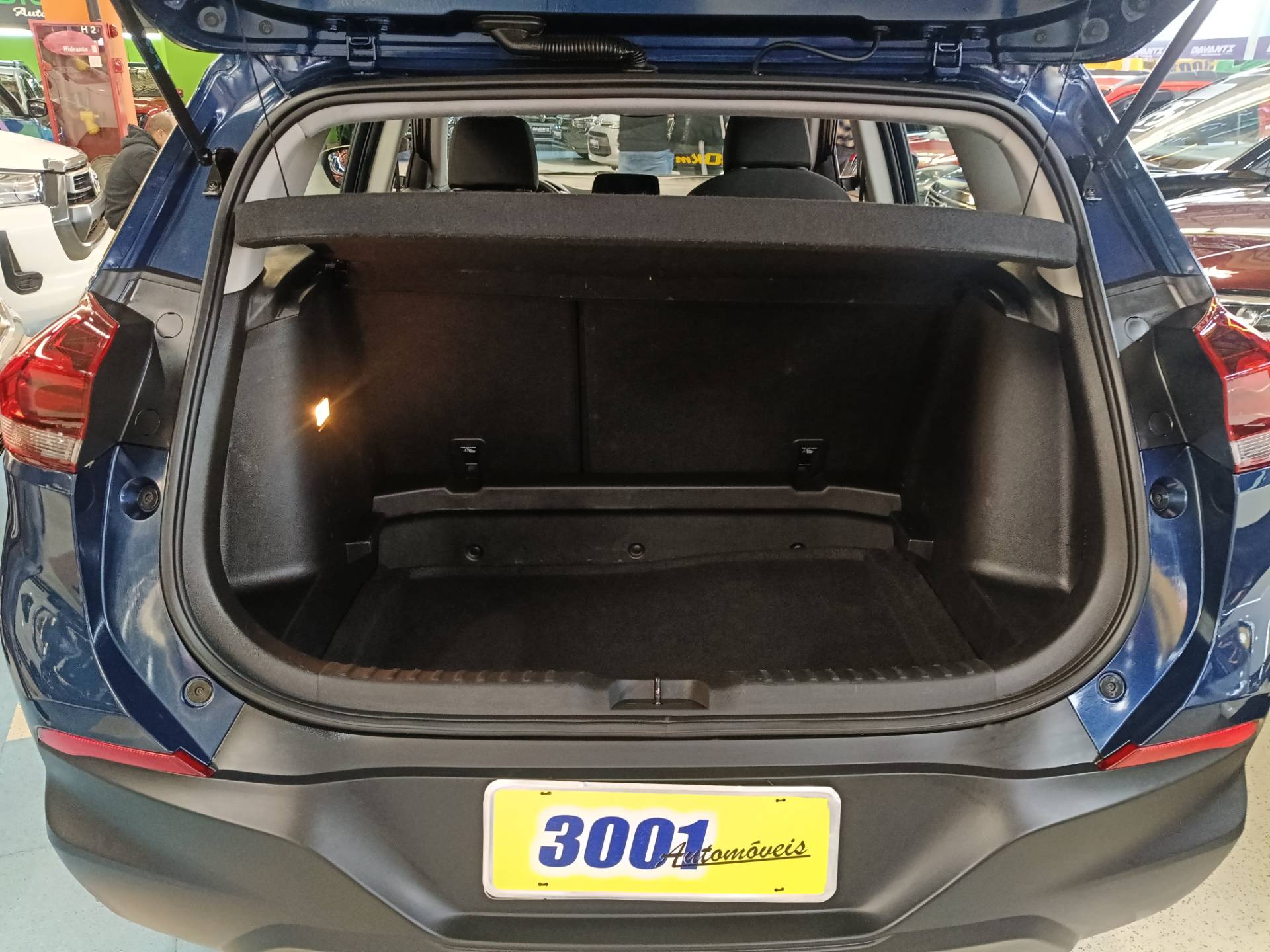 CHEVROLET TRACKER
