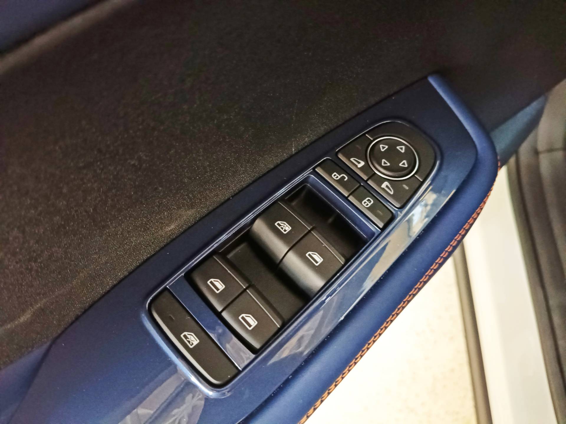 BYD DOLPHIN MINI