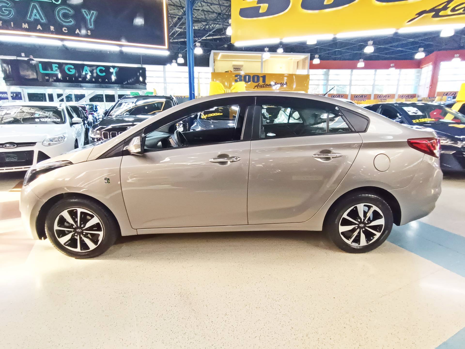 HYUNDAI HB20S