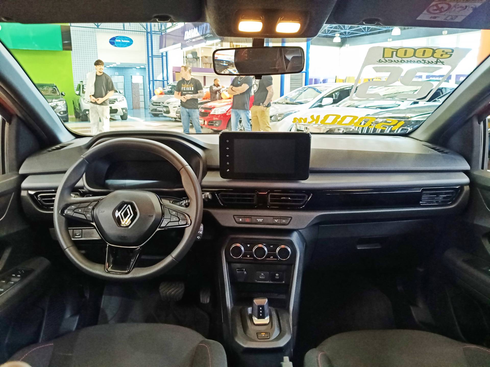 RENAULT JUVAQUATRE