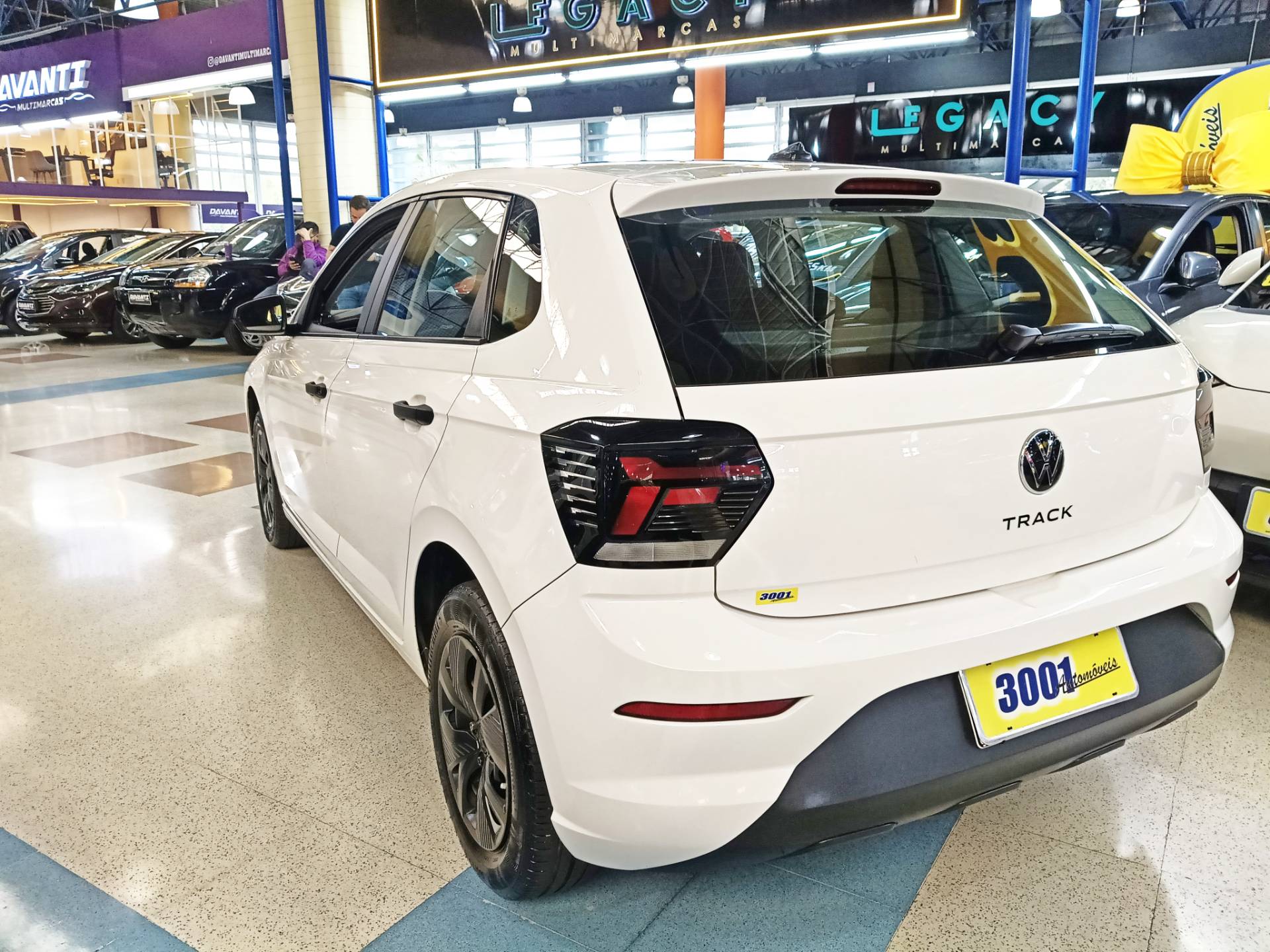 VOLKSWAGEN POLO