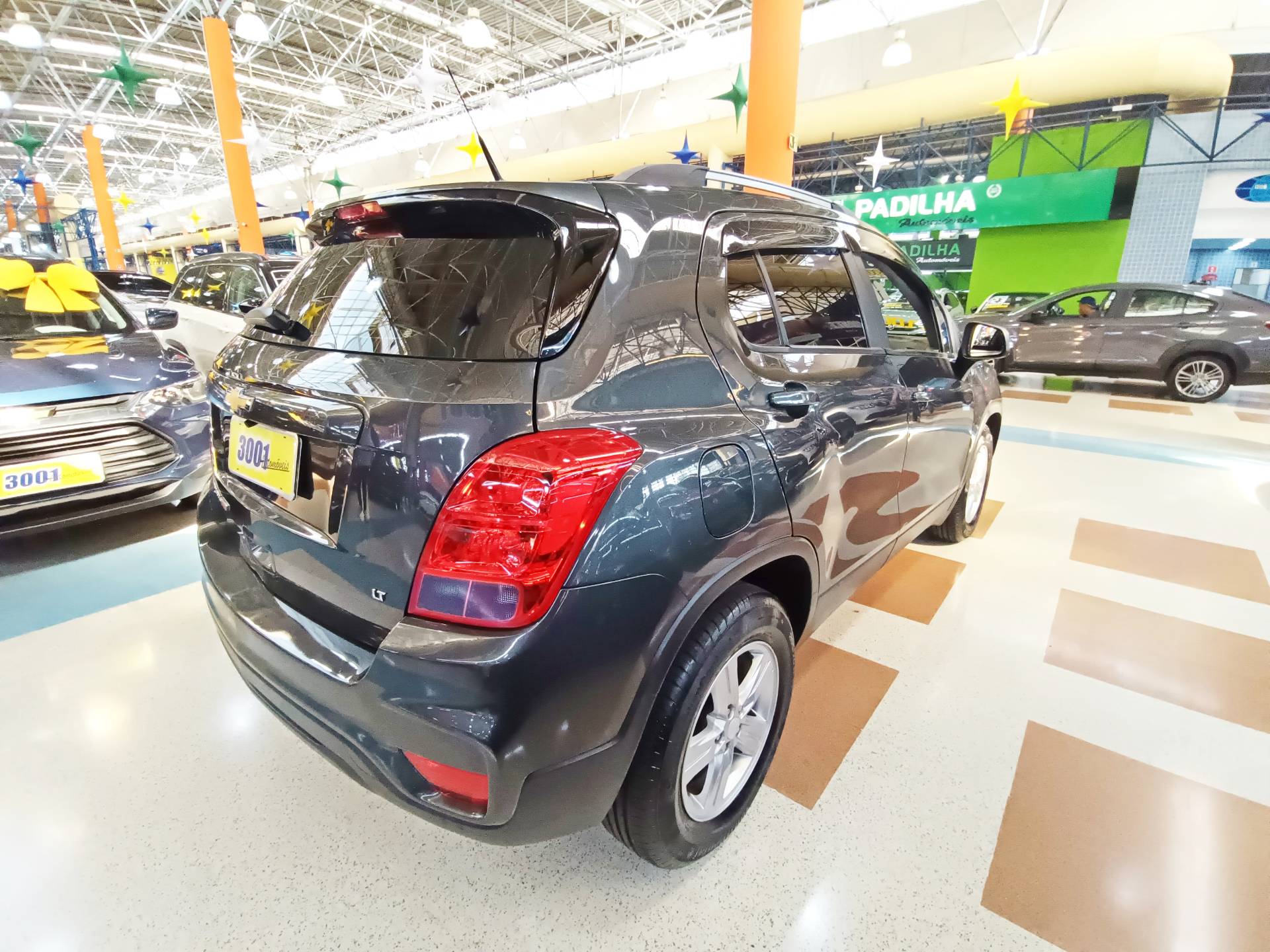 CHEVROLET TRACKER