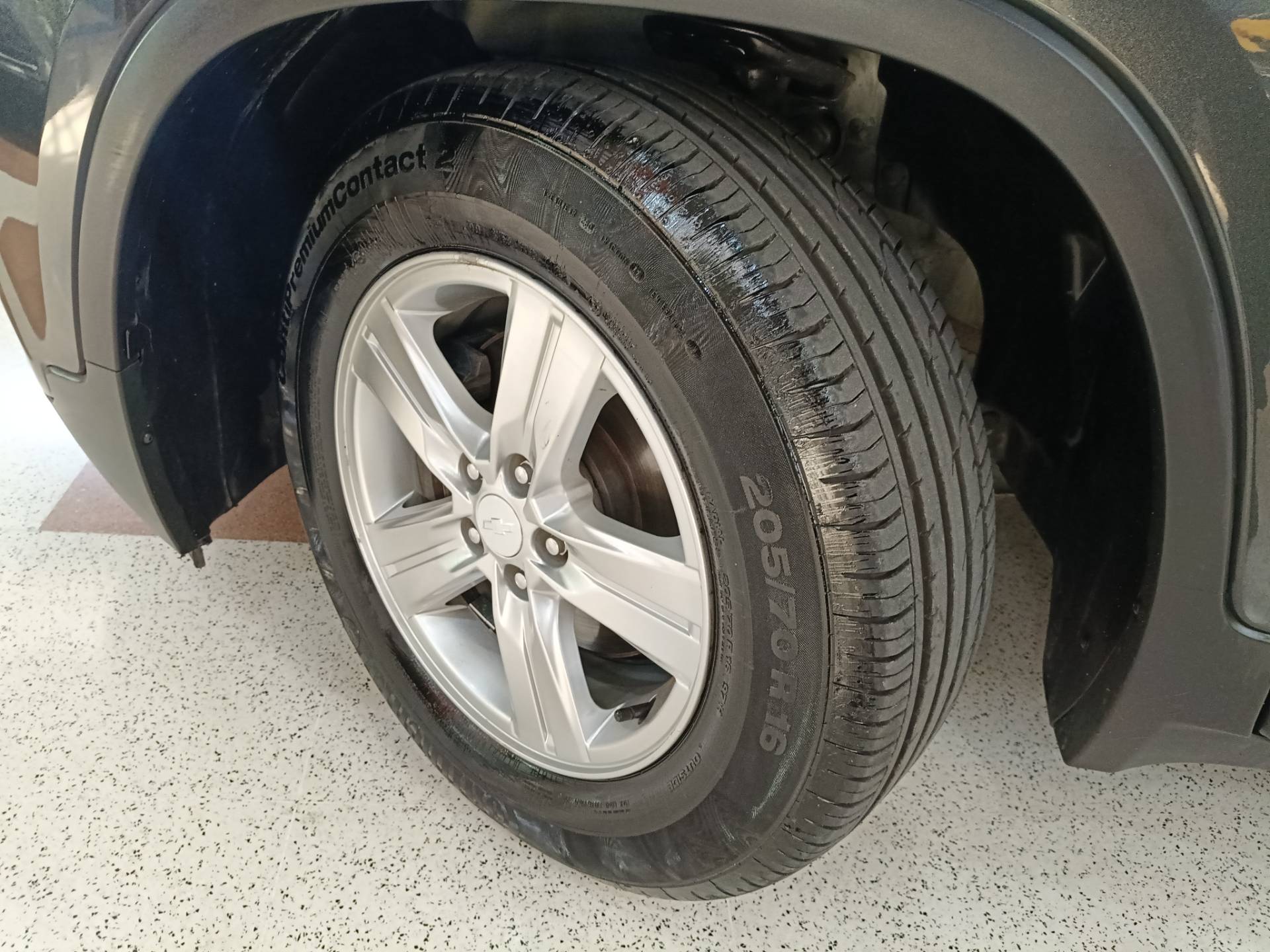 CHEVROLET TRACKER