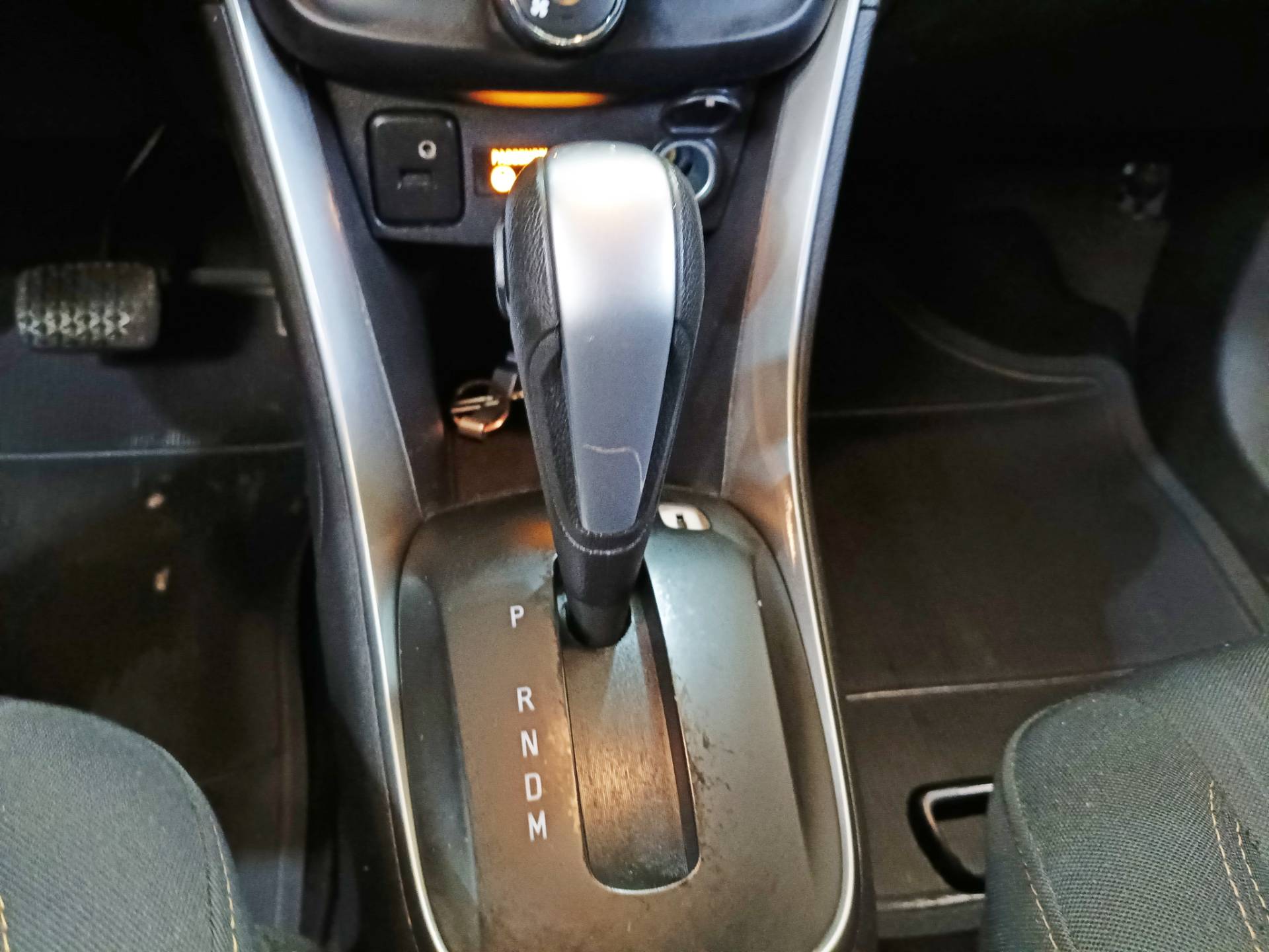 CHEVROLET TRACKER