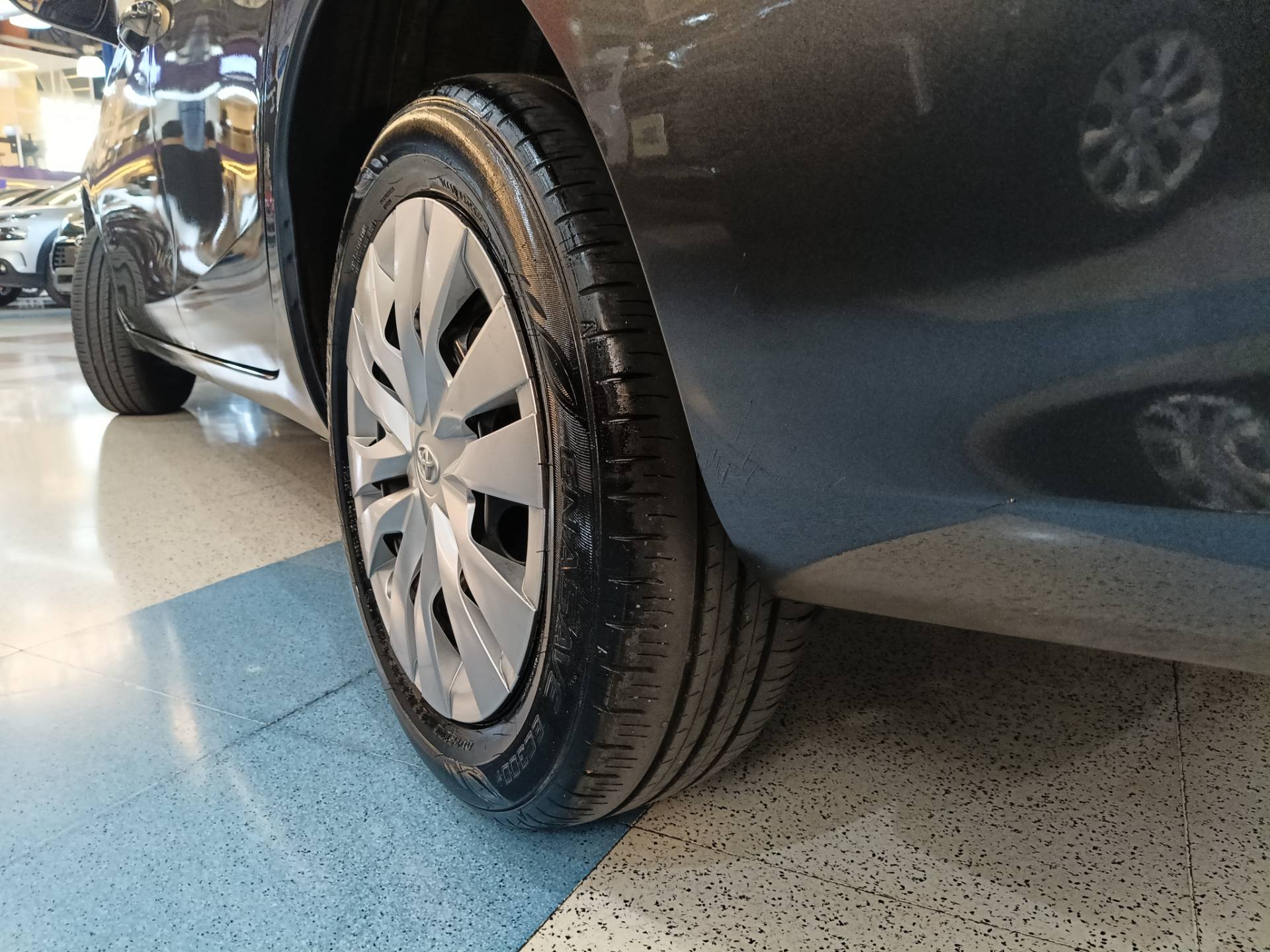 TOYOTA YARIS