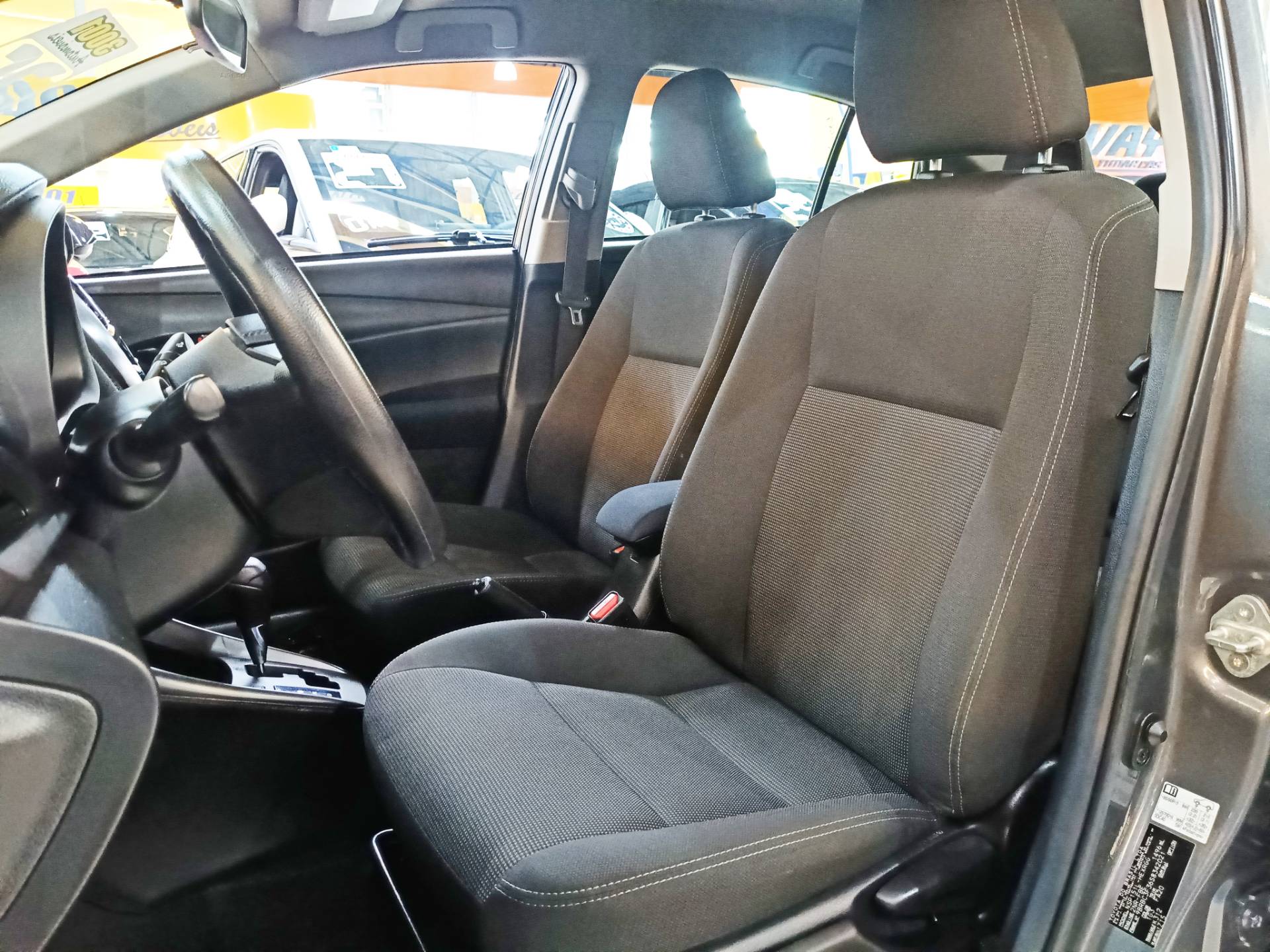 TOYOTA YARIS