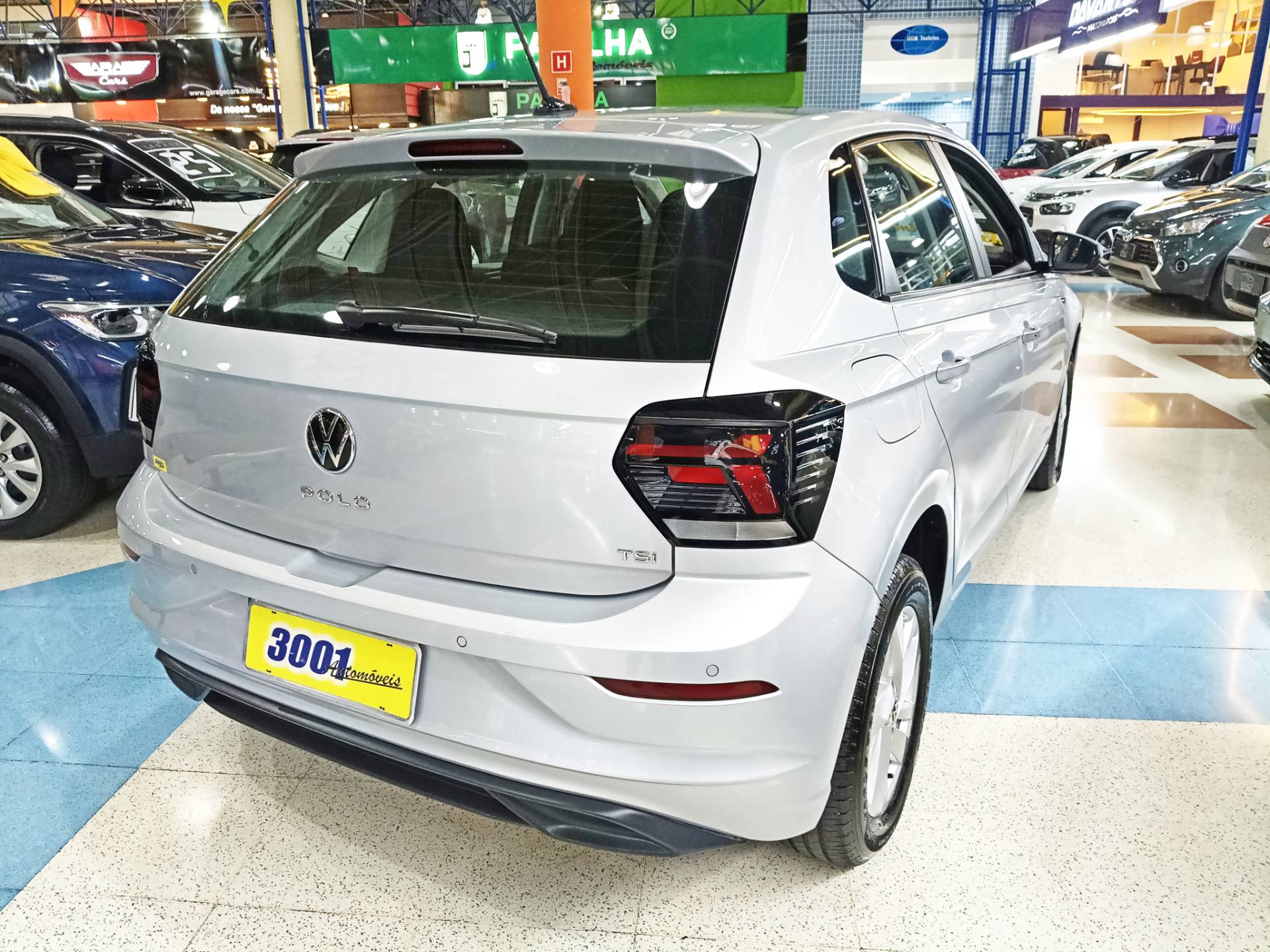 VOLKSWAGEN POLO