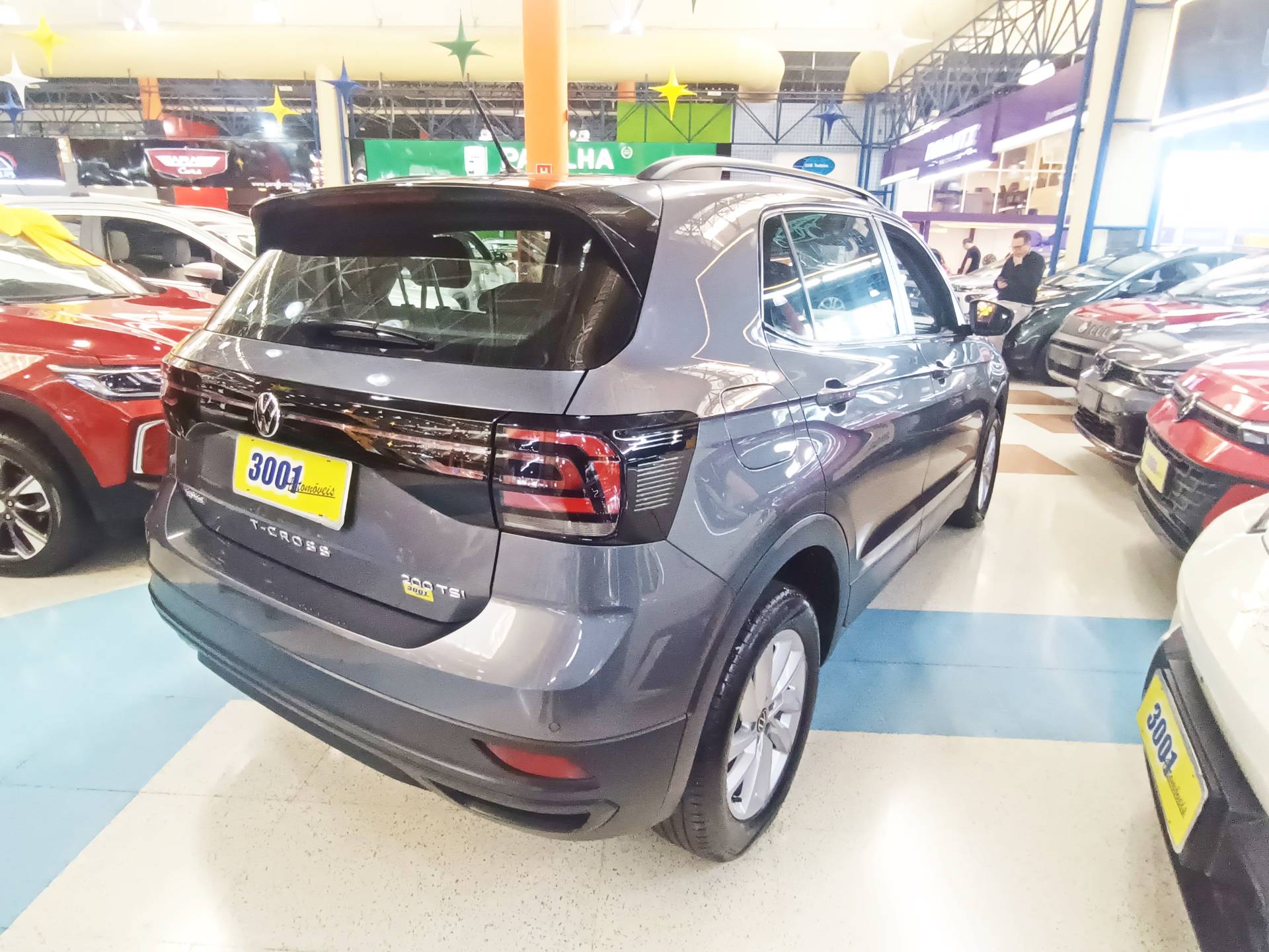 VOLKSWAGEN T-CROSS