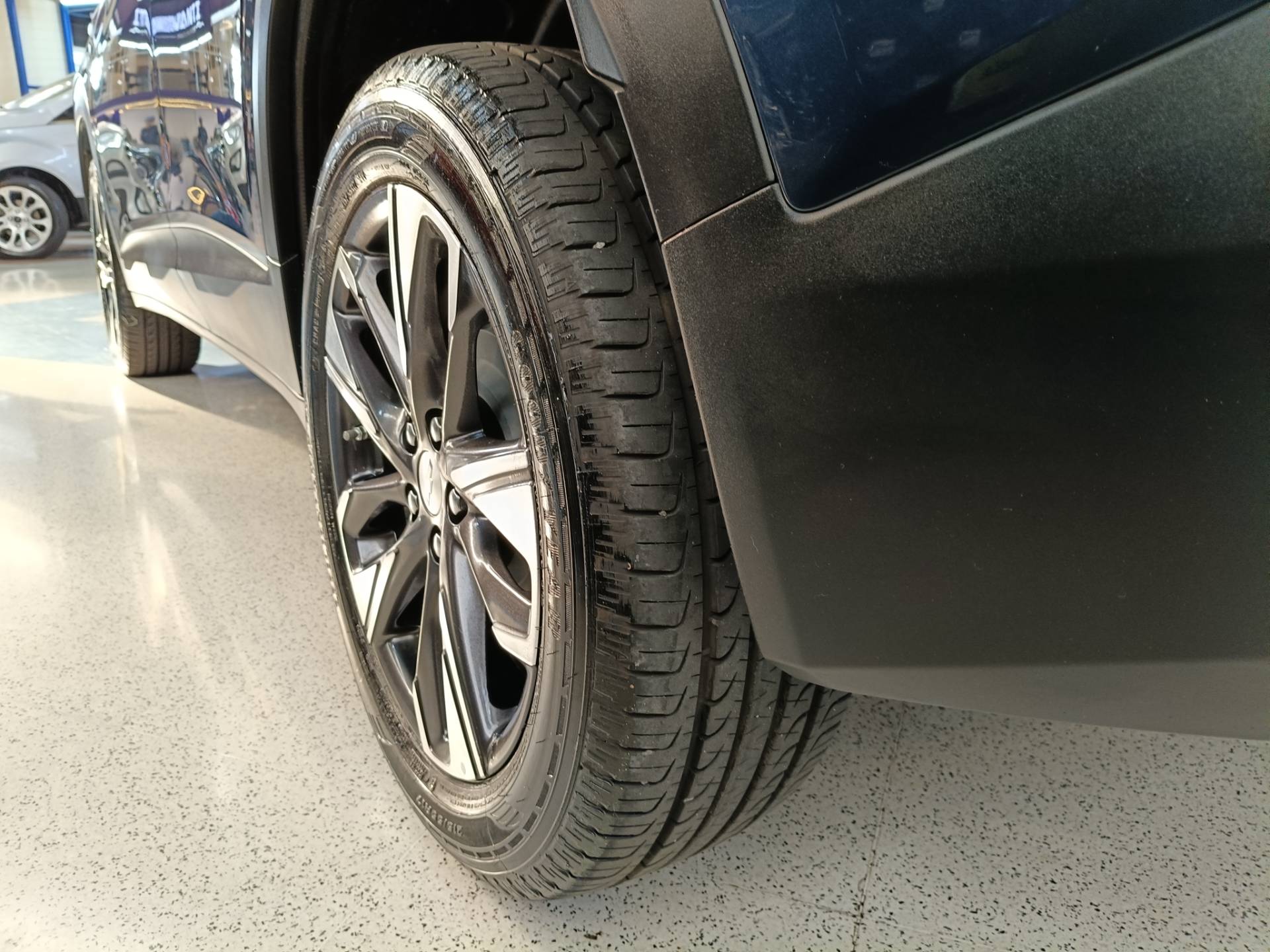 CHEVROLET TRACKER