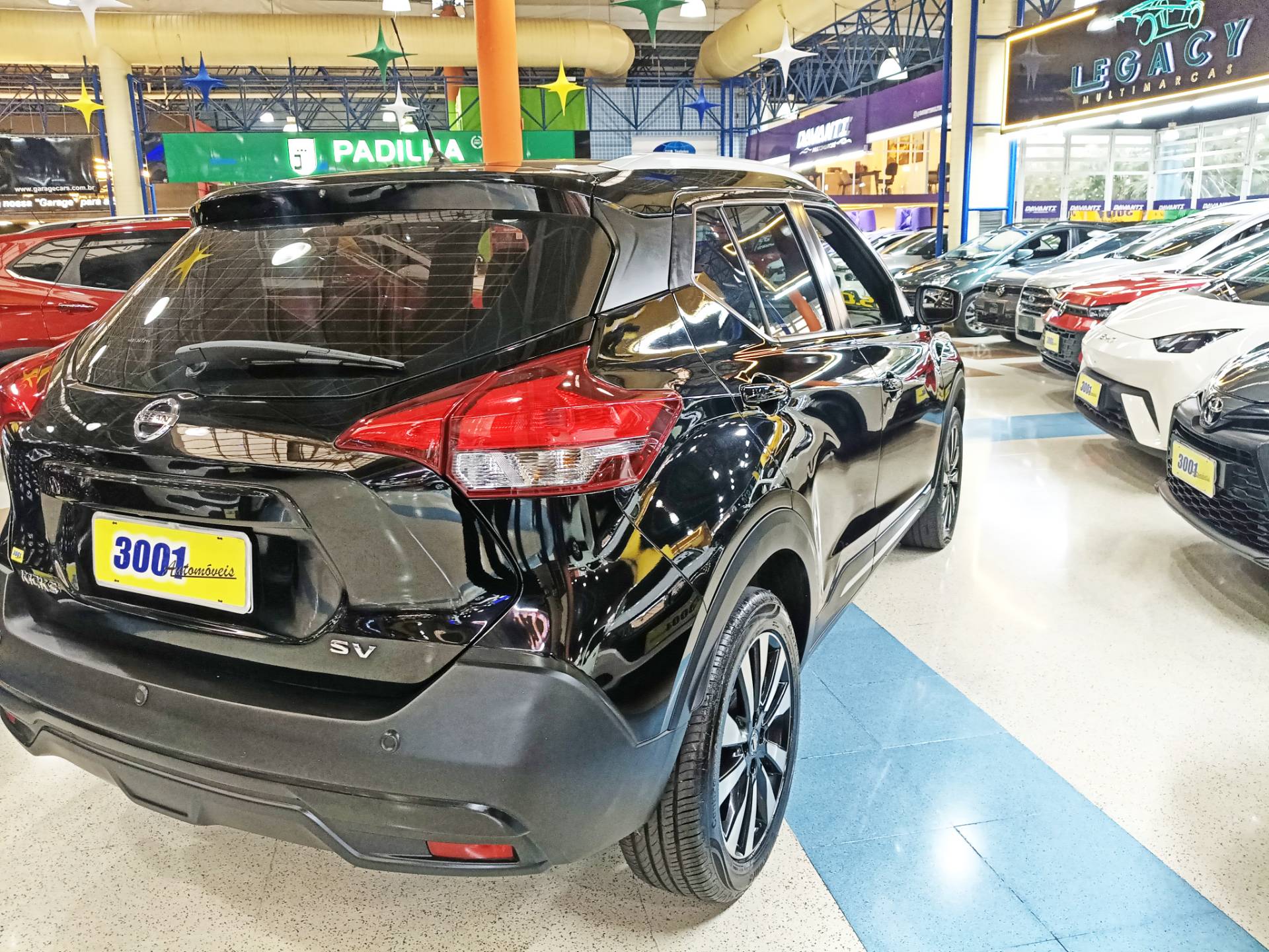NISSAN KICKS
