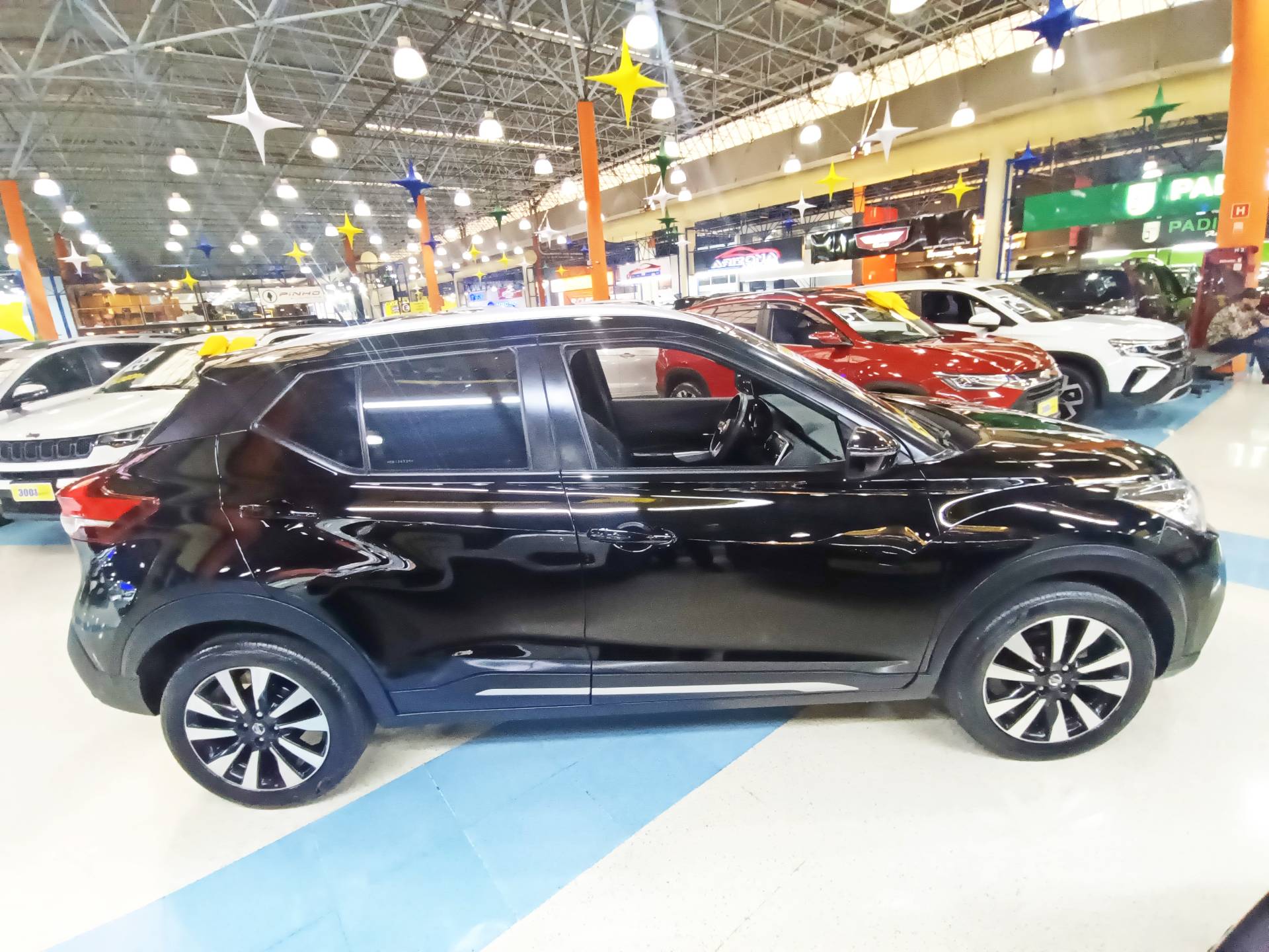 NISSAN KICKS