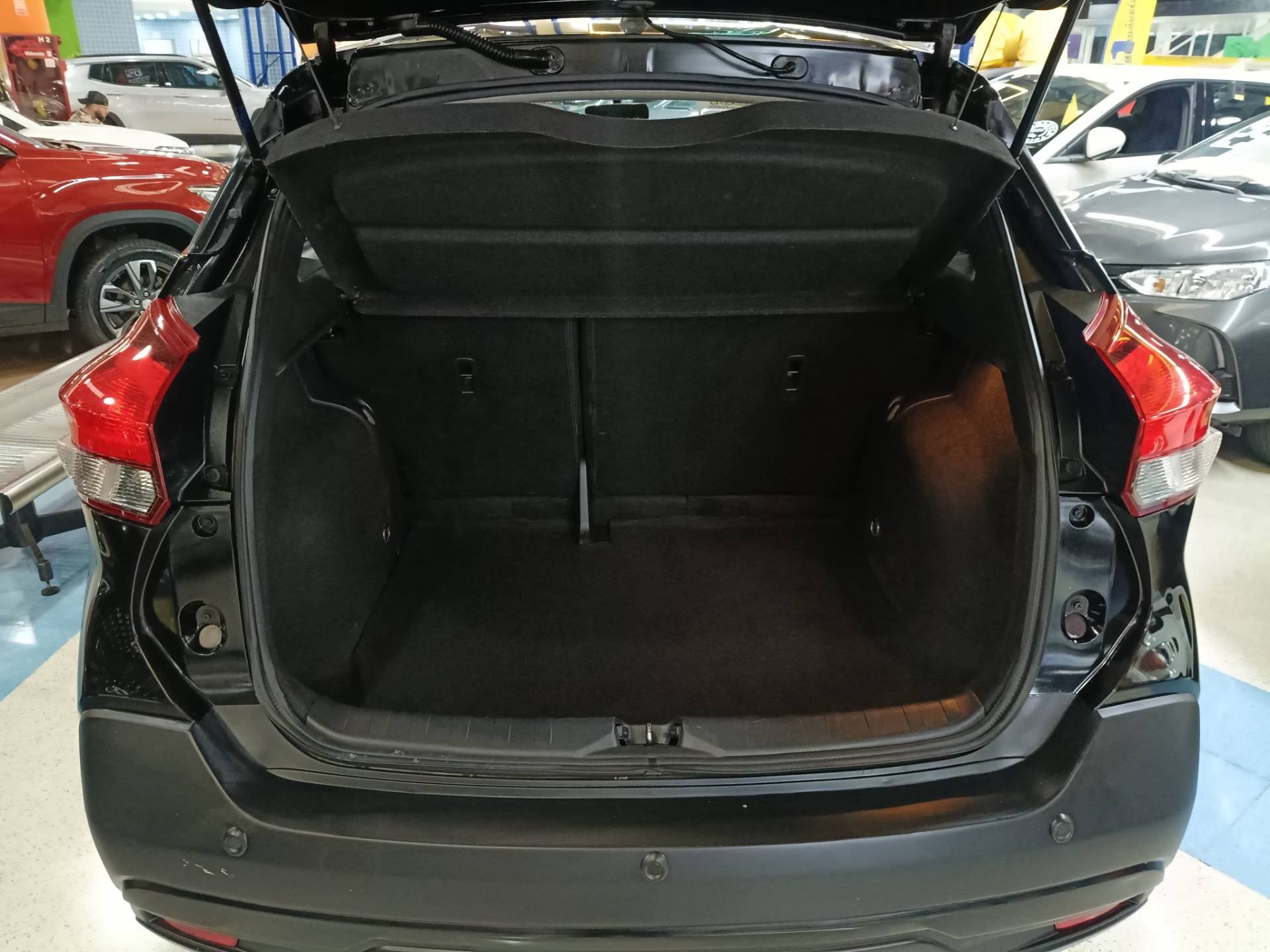 NISSAN KICKS