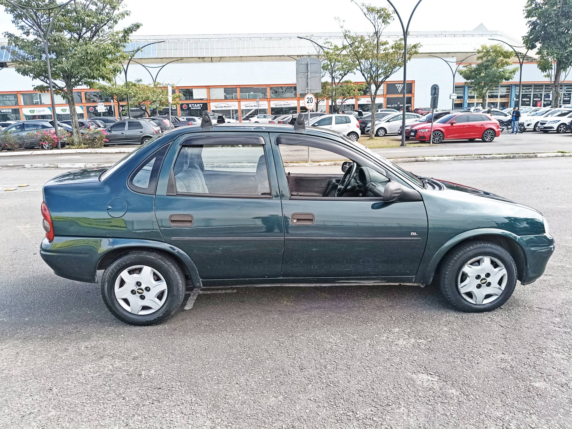 CHEVROLET CORSA
