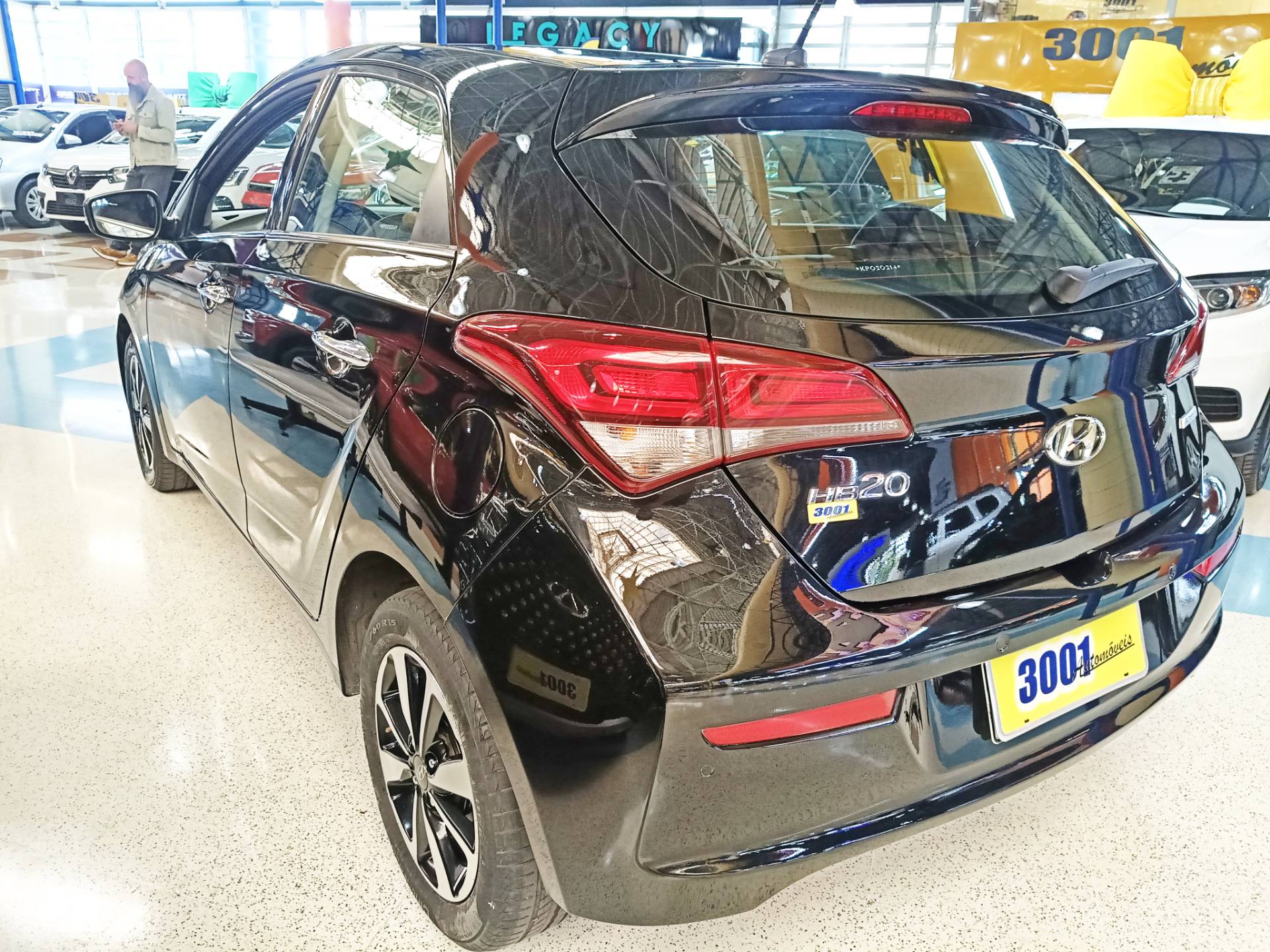 HYUNDAI HB20