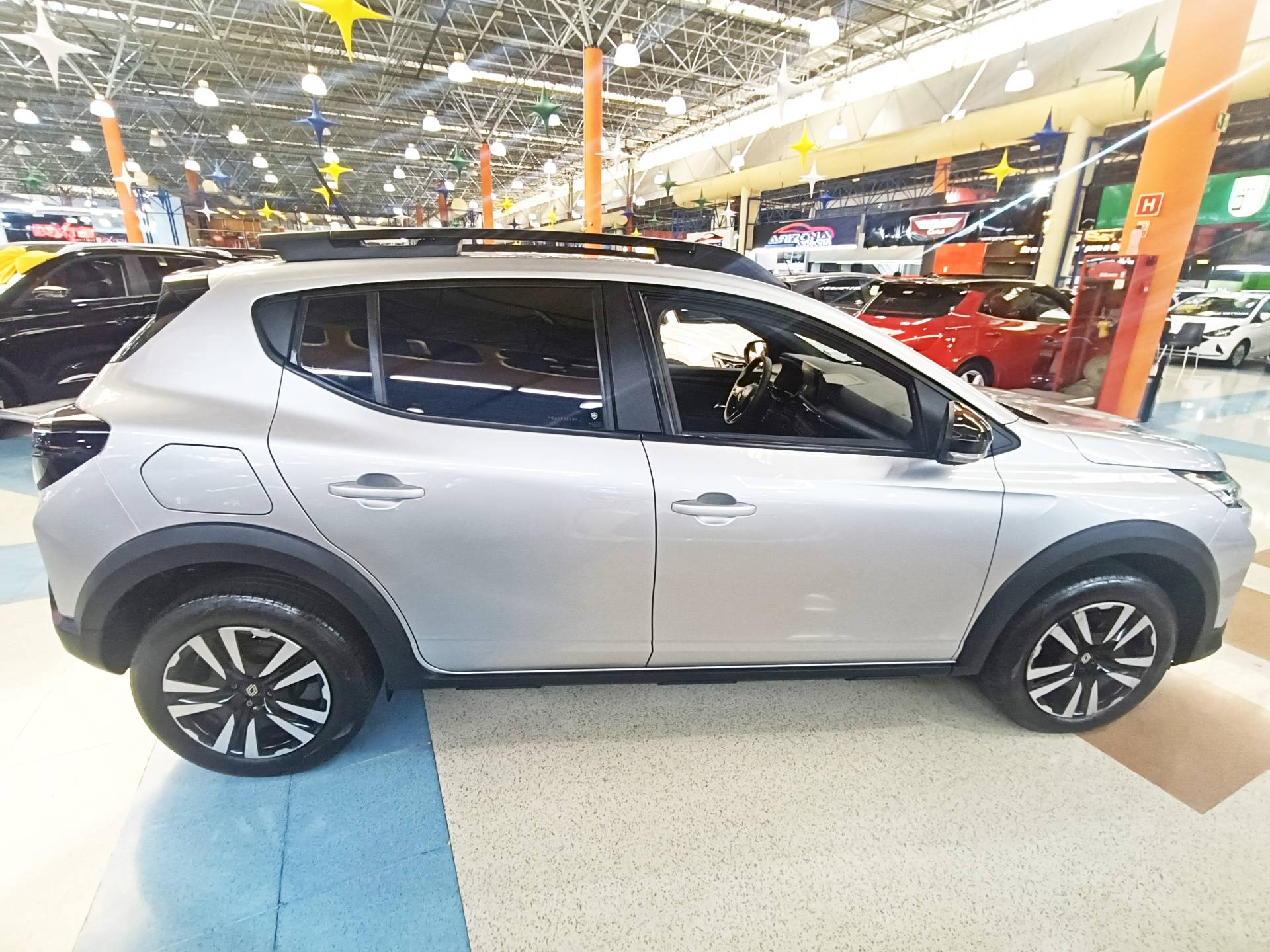 RENAULT JUVAQUATRE