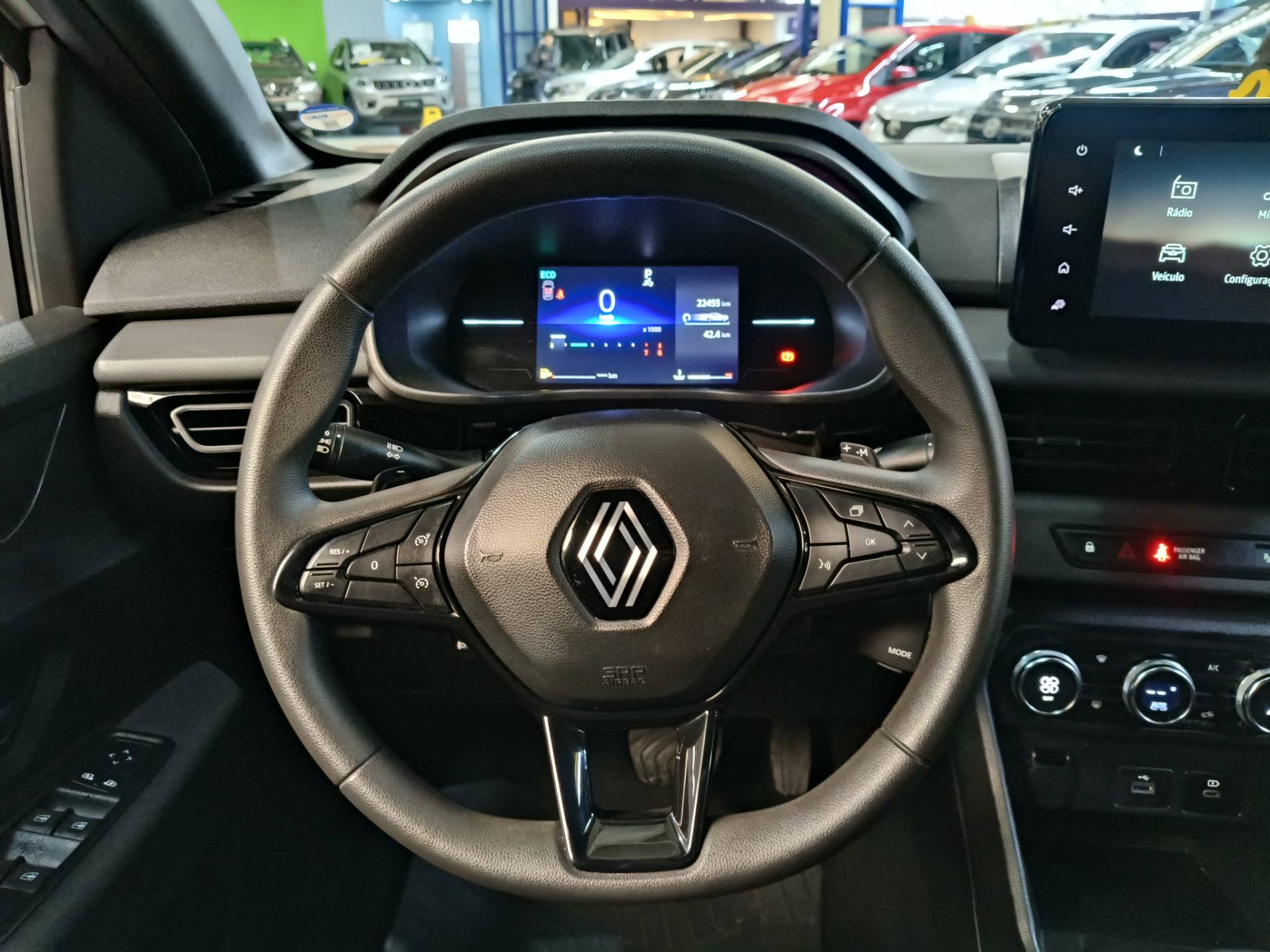RENAULT JUVAQUATRE