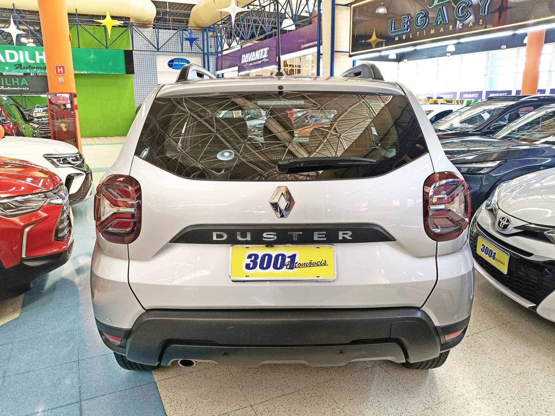 RENAULT DUSTER