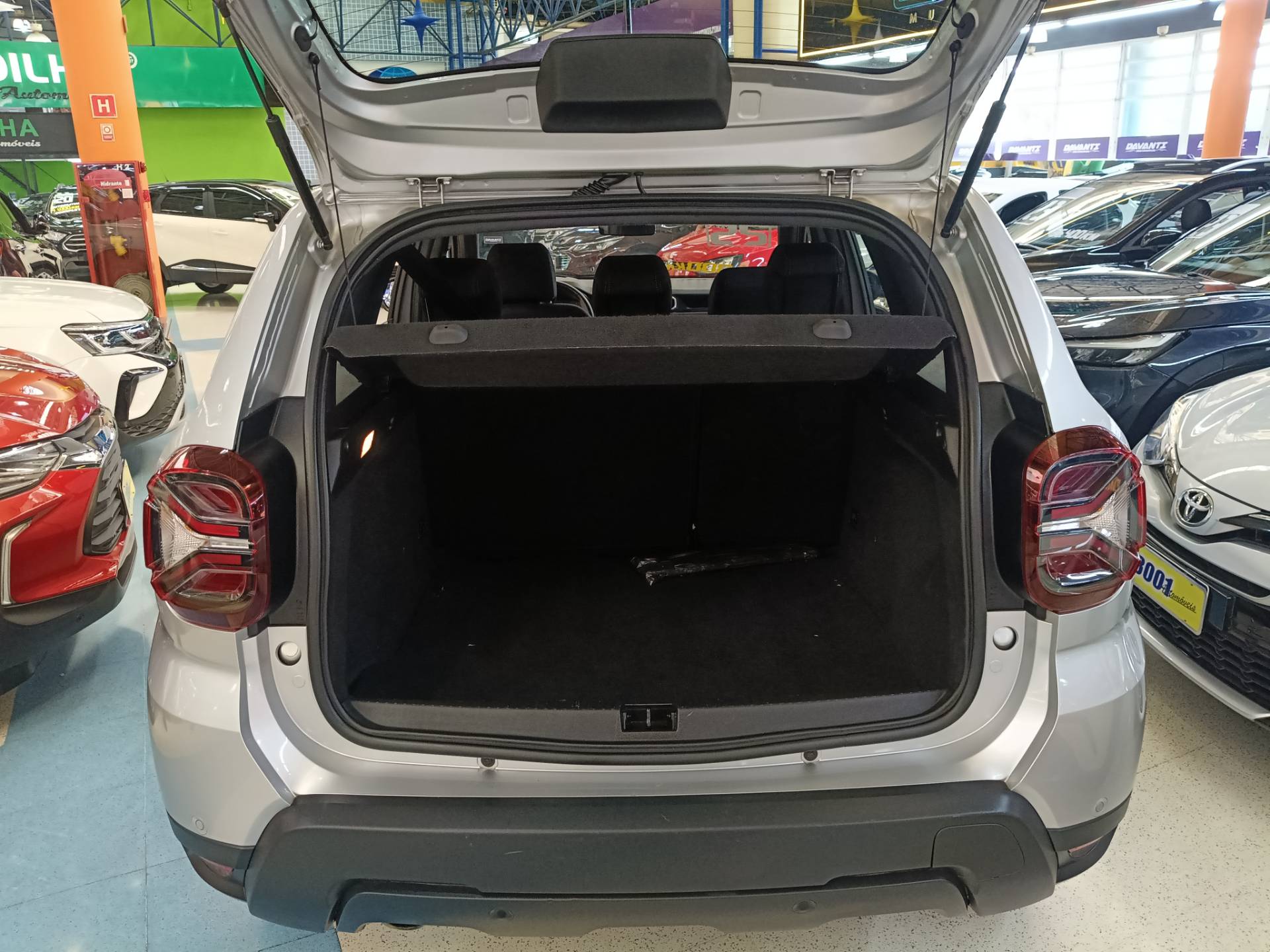 RENAULT DUSTER
