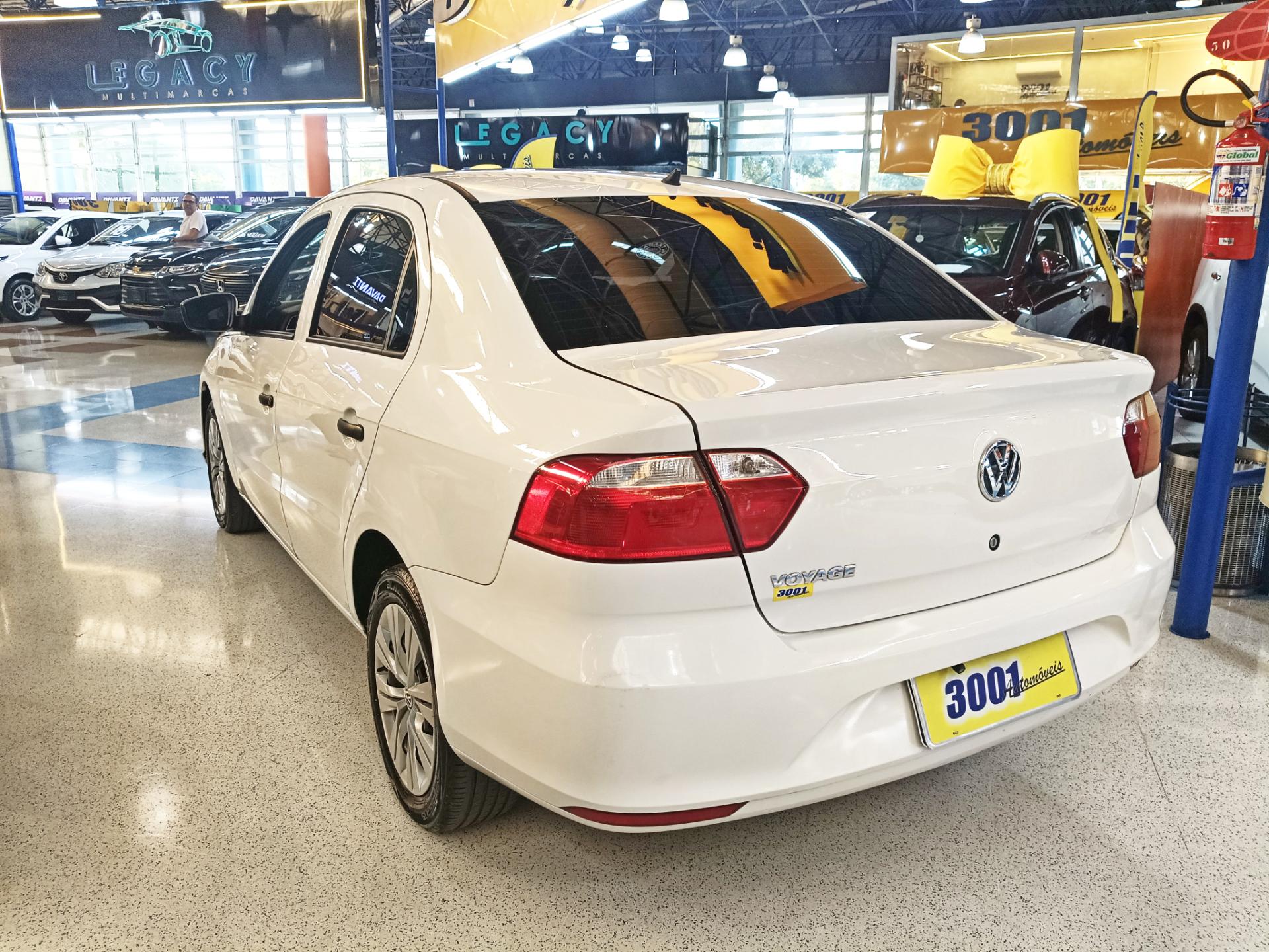 VOLKSWAGEN VOYAGE