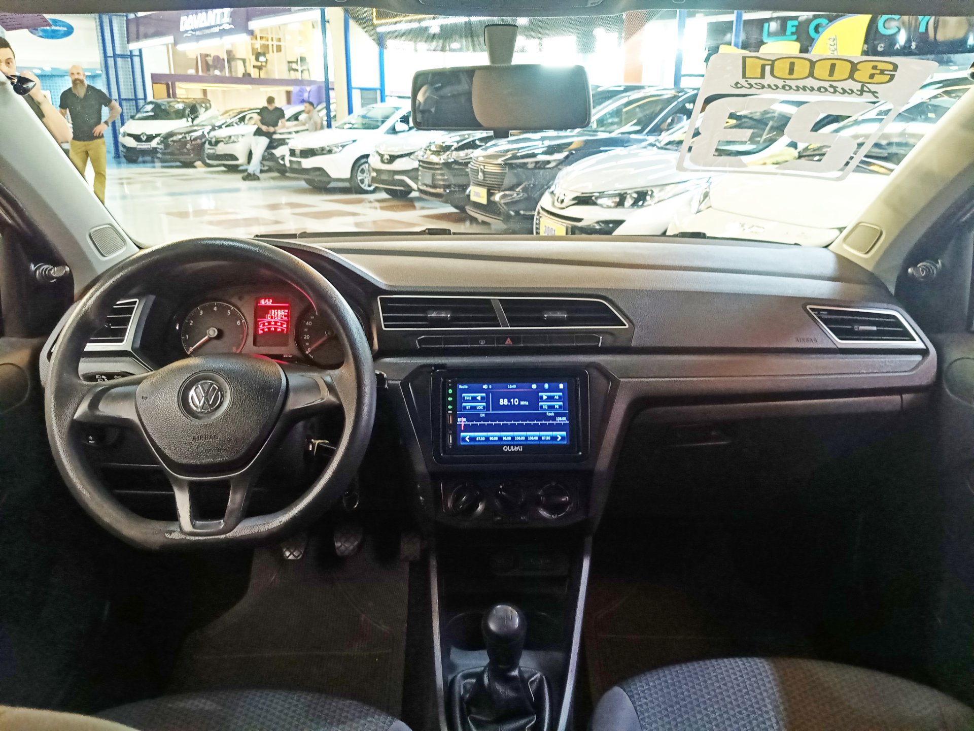 VOLKSWAGEN VOYAGE
