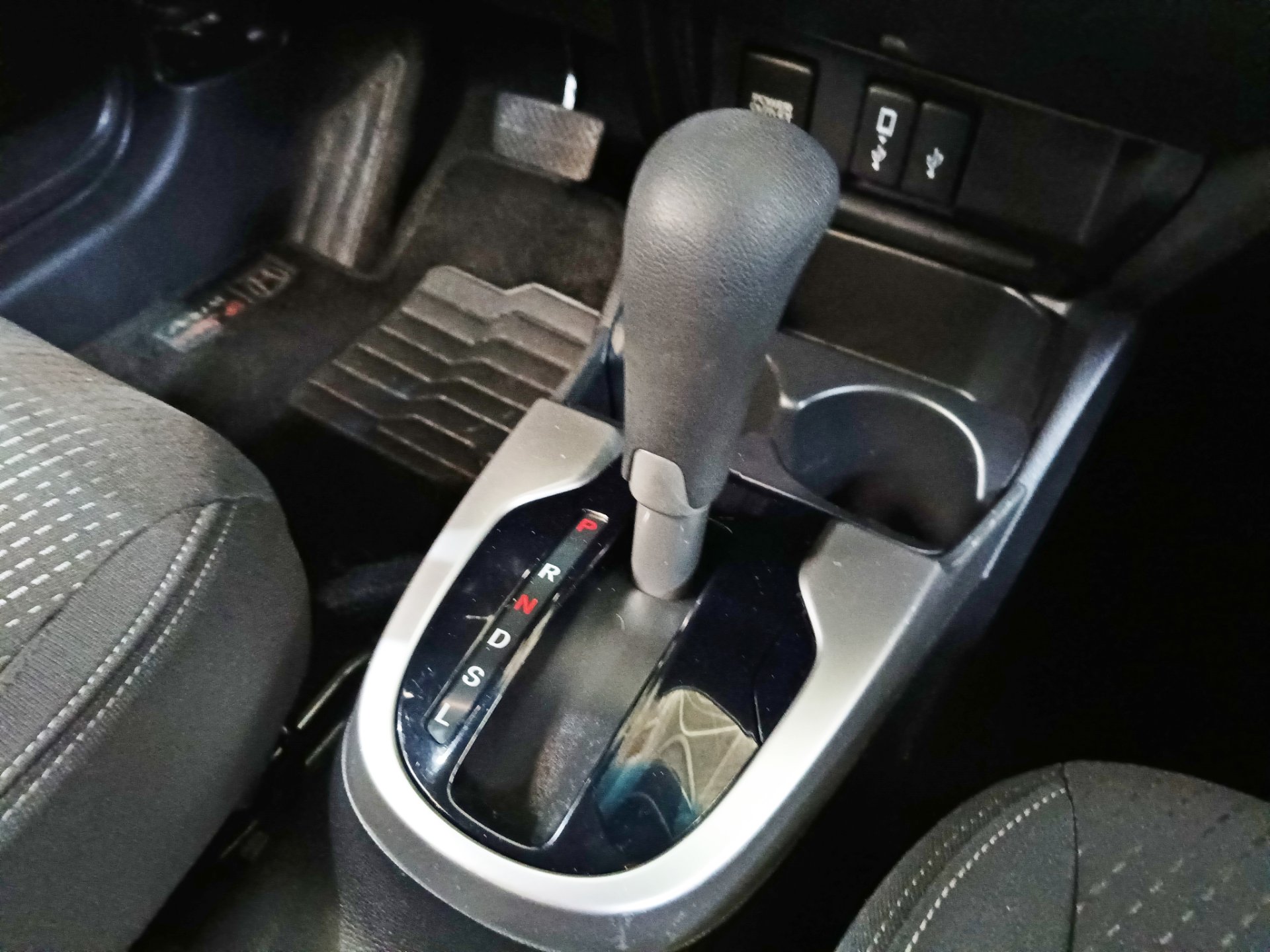 HONDA WR-V