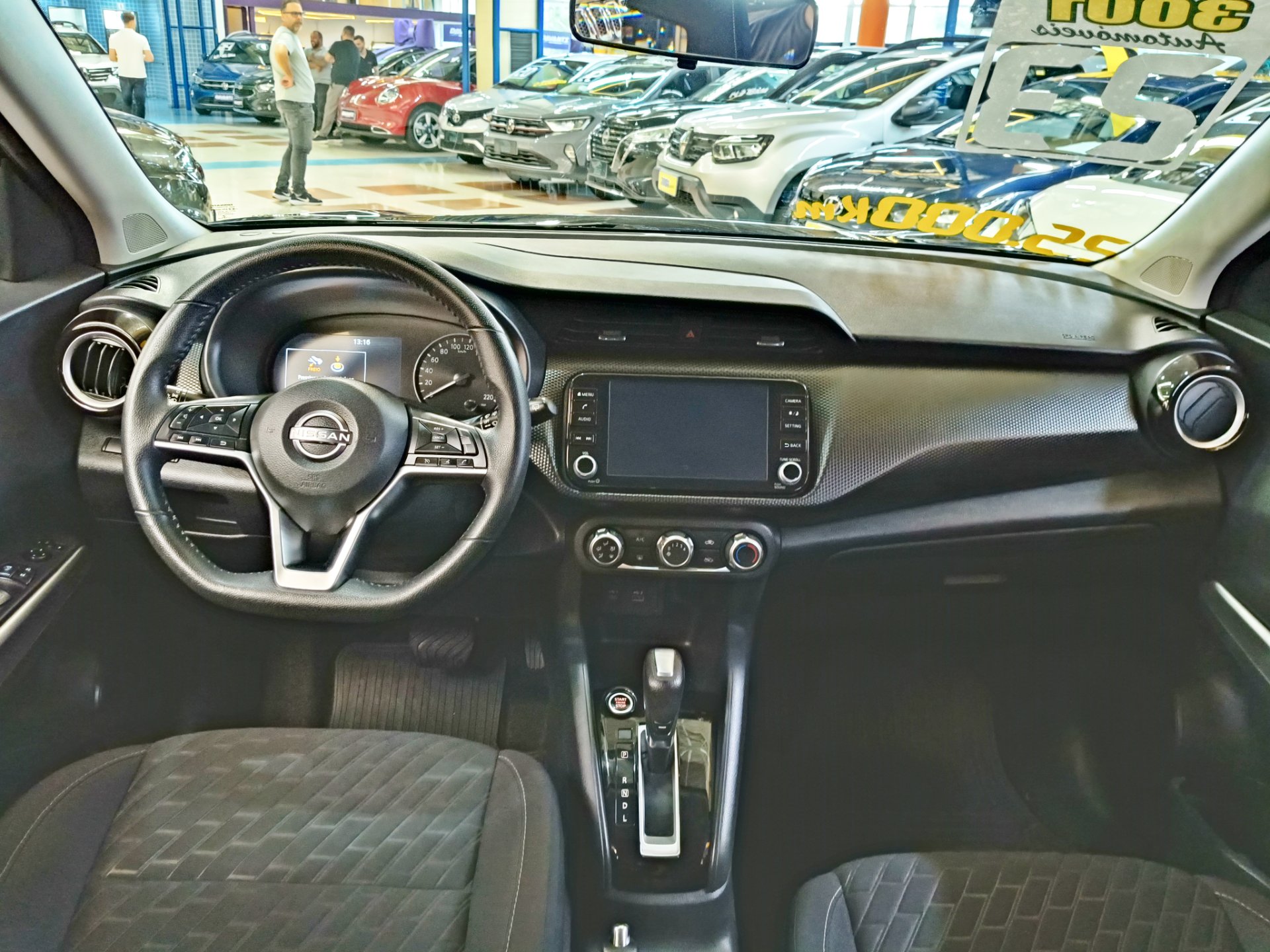 NISSAN KICKS