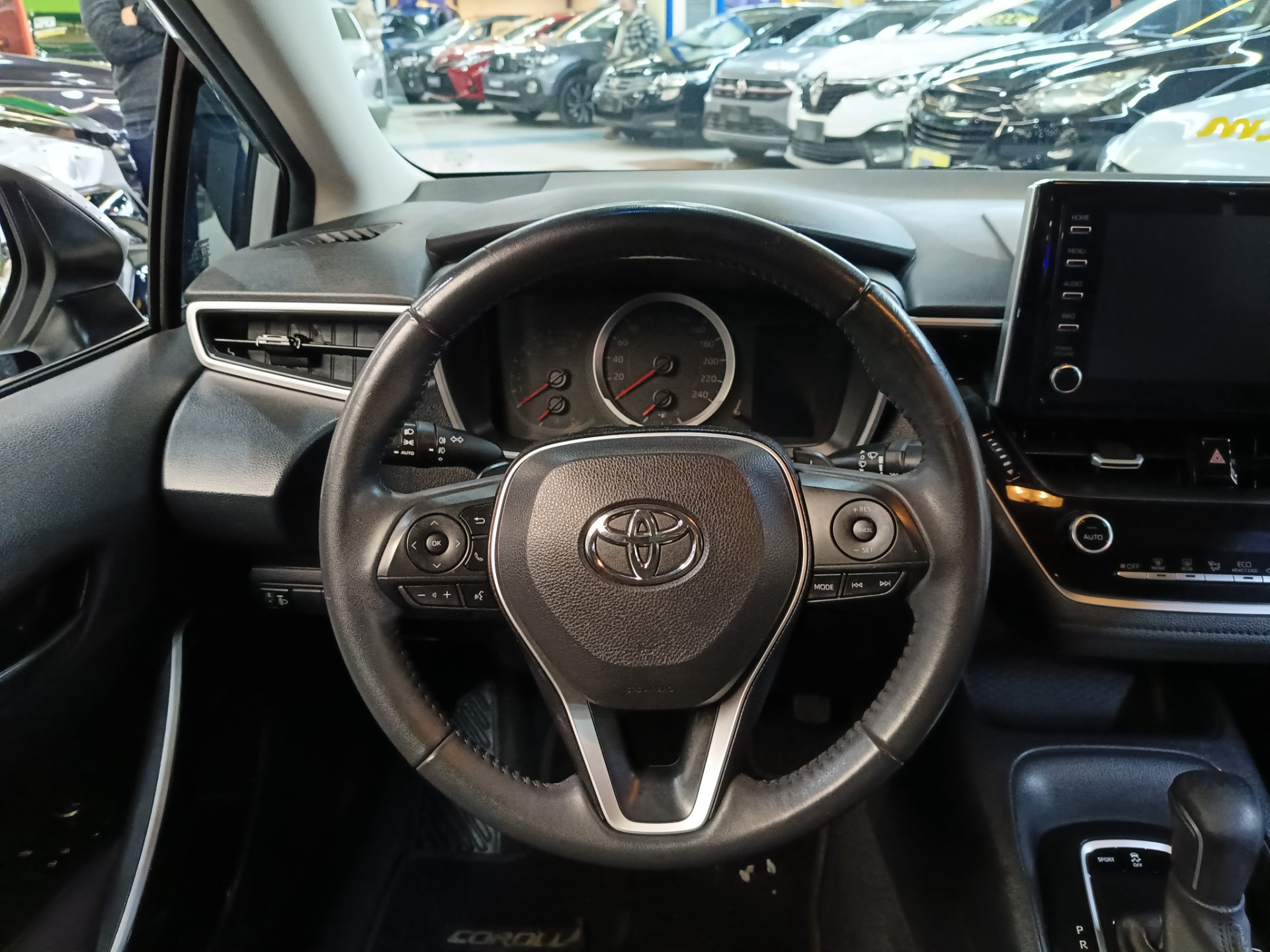 TOYOTA COROLLA