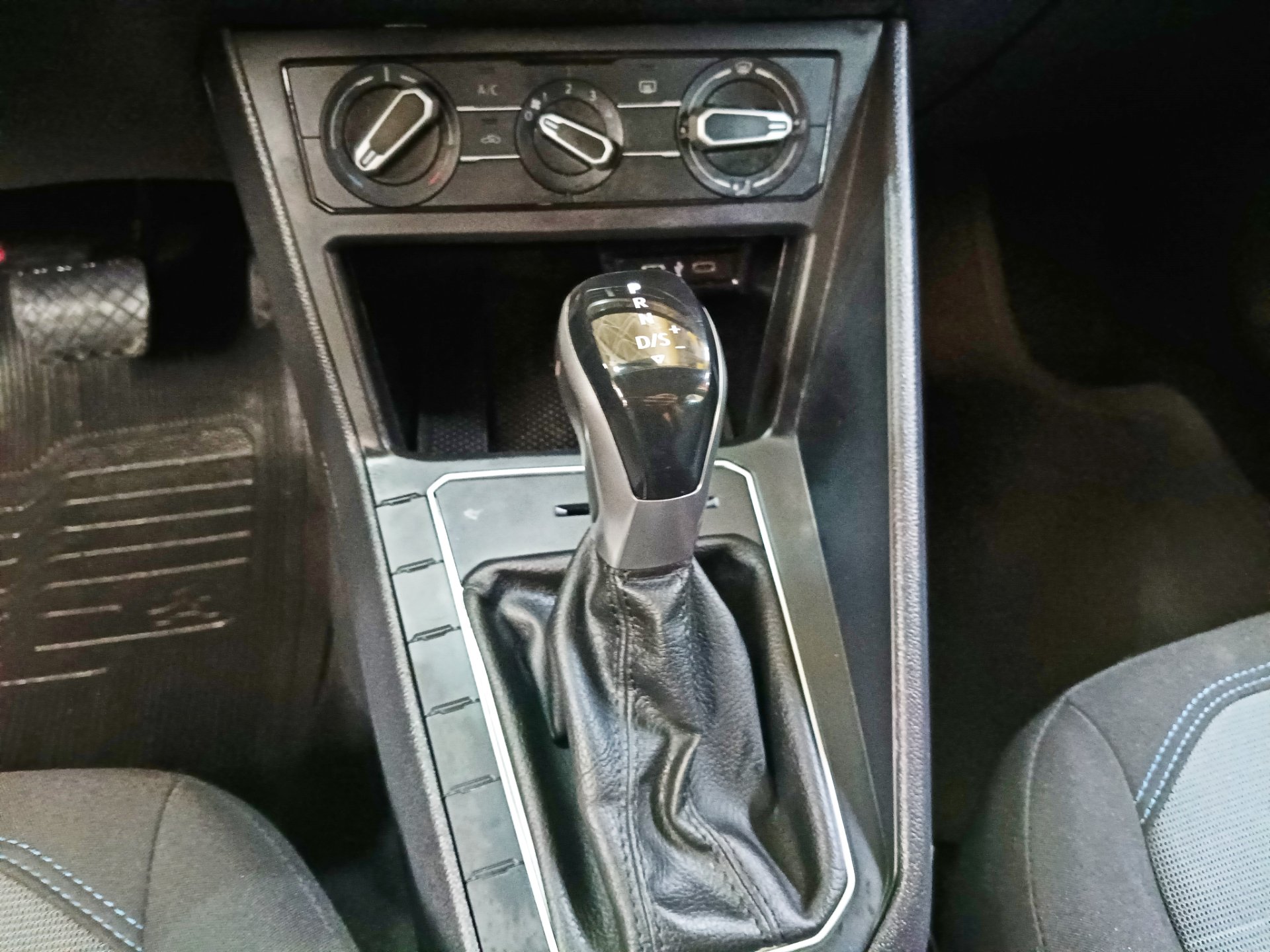 VOLKSWAGEN NIVUS