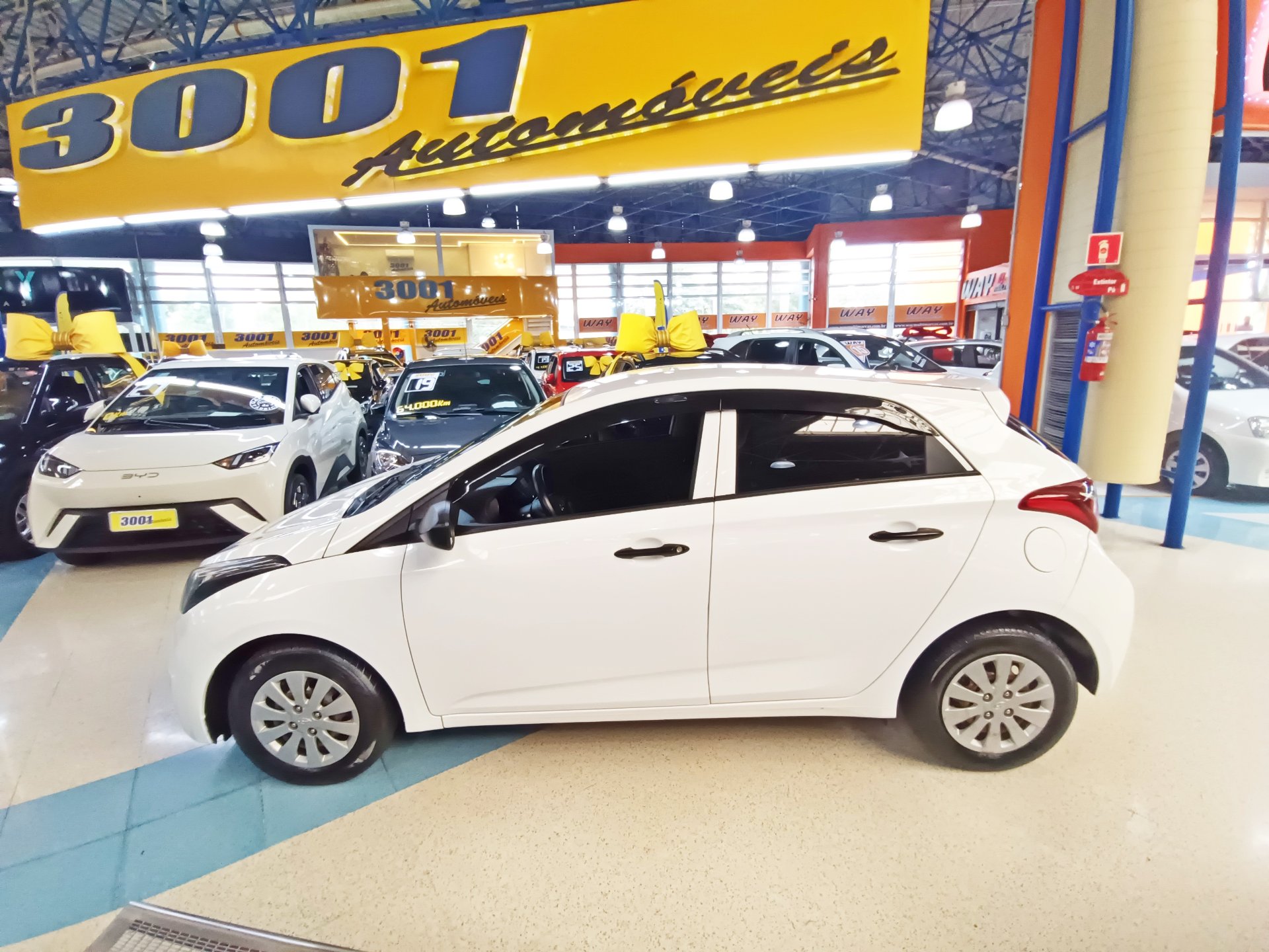 HYUNDAI HB20