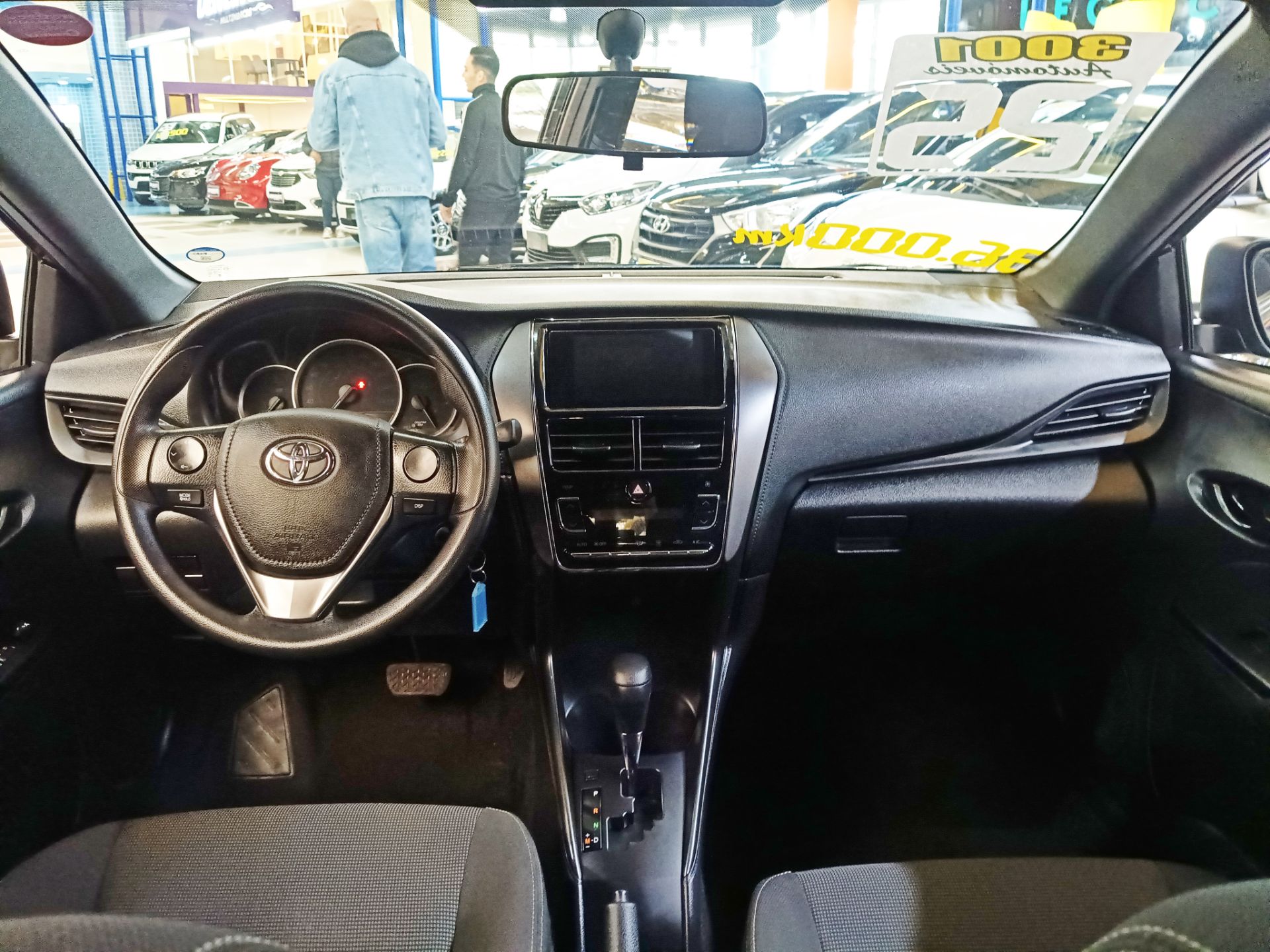 TOYOTA YARIS