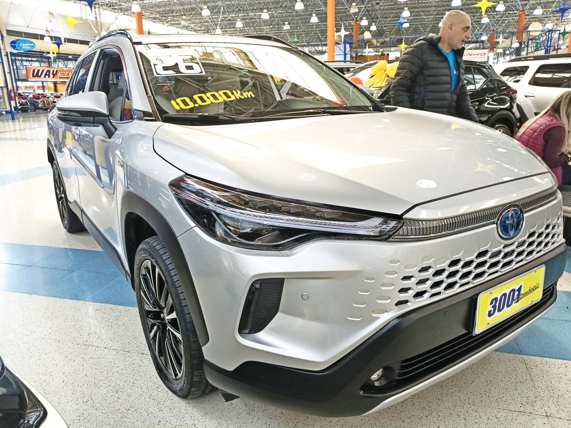 TOYOTA COROLLA CROSS
