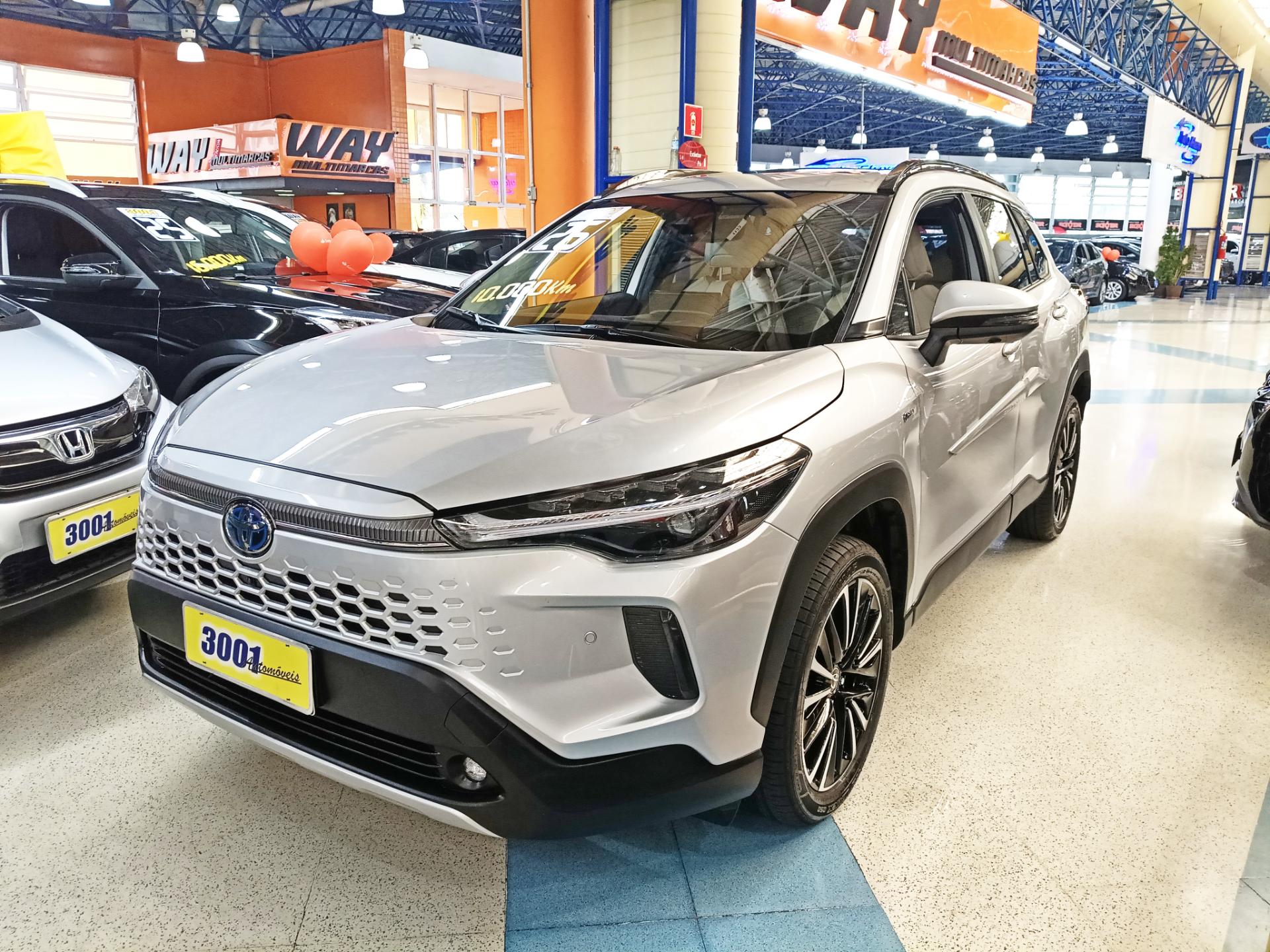 TOYOTA COROLLA CROSS